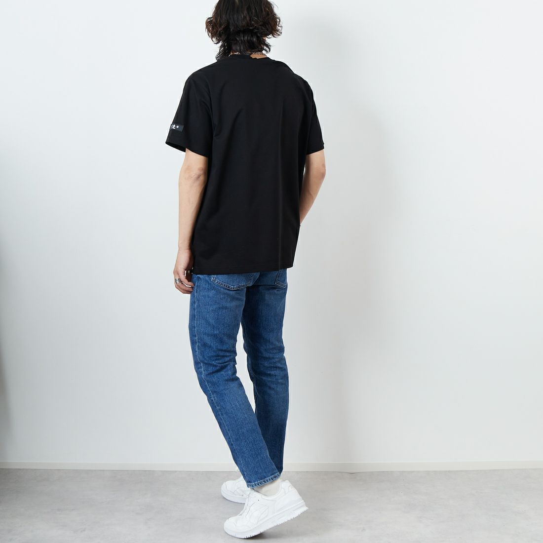 TATRAS [タトラス] CIALO ショートスリーブTシャツ [MTAT25S8265-M] BLACK &&モデル身長：179cm 着用サイズ：3&&