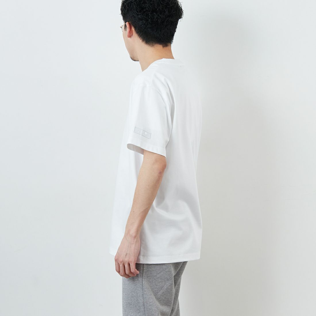 TATRAS [タトラス] CIALO ショートスリーブTシャツ [MTAT25S8265-M] WHITE &&モデル身長：168cm 着用サイズ：2&&