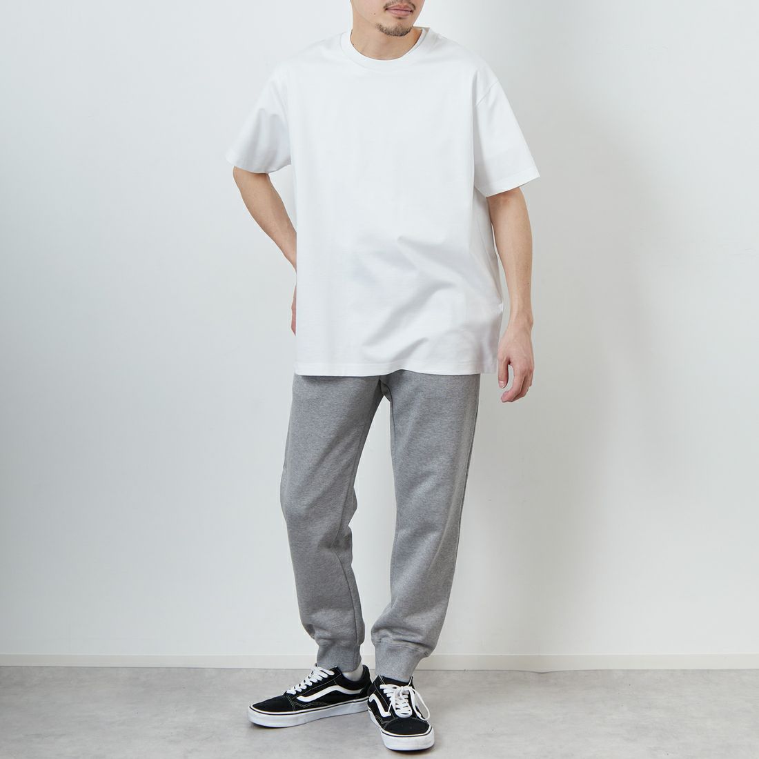 TATRAS [タトラス] CIALO ショートスリーブTシャツ [MTAT25S8265-M] WHITE &&モデル身長：168cm 着用サイズ：2&&