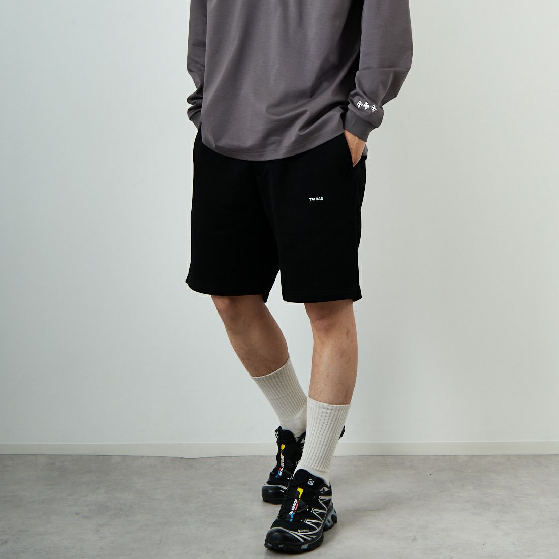 BLACK&&モデル身長：179cm 着用サイズ：4&&