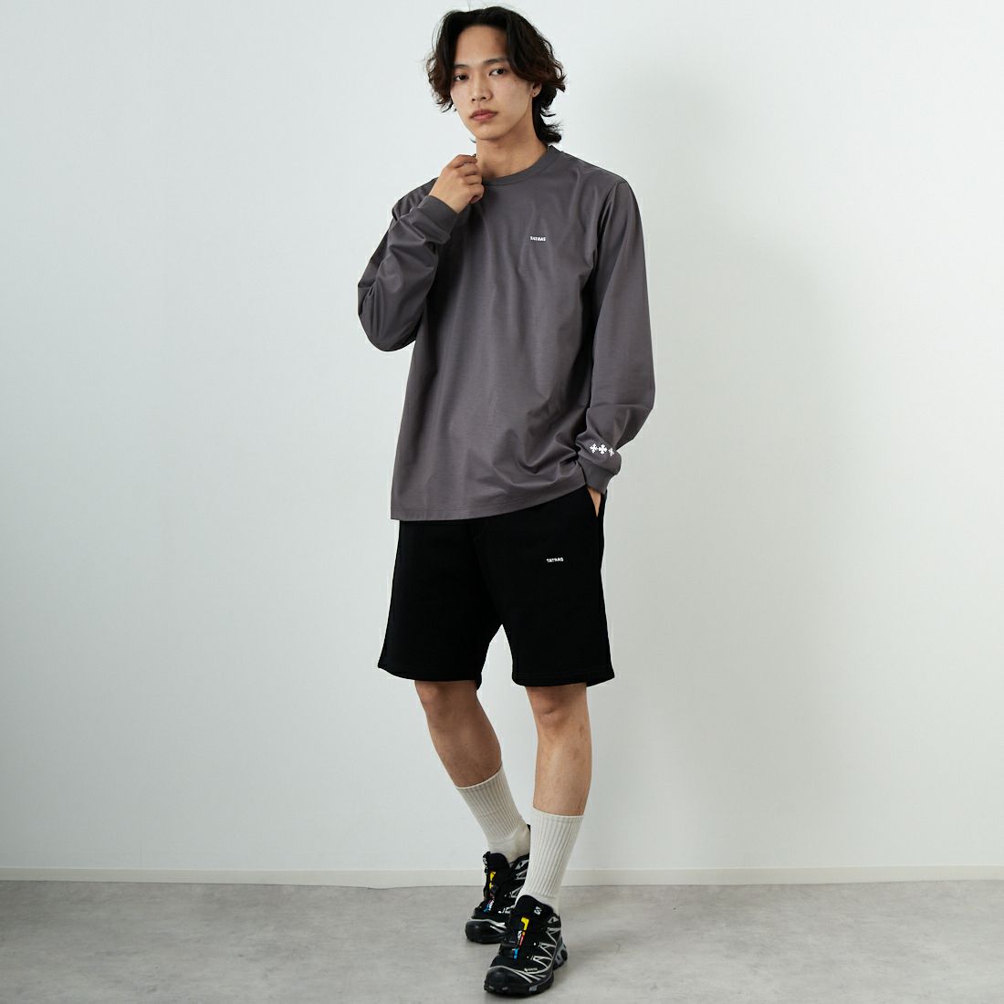 TATRAS [タトラス] FUSSA スウェットショーツ [MTAT25S5093-S] BLACK &&モデル身長：179cm 着用サイズ：4&&