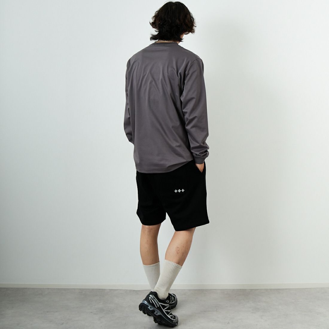 TATRAS [タトラス] FUSSA スウェットショーツ [MTAT25S5093-S] BLACK &&モデル身長：179cm 着用サイズ：4&&