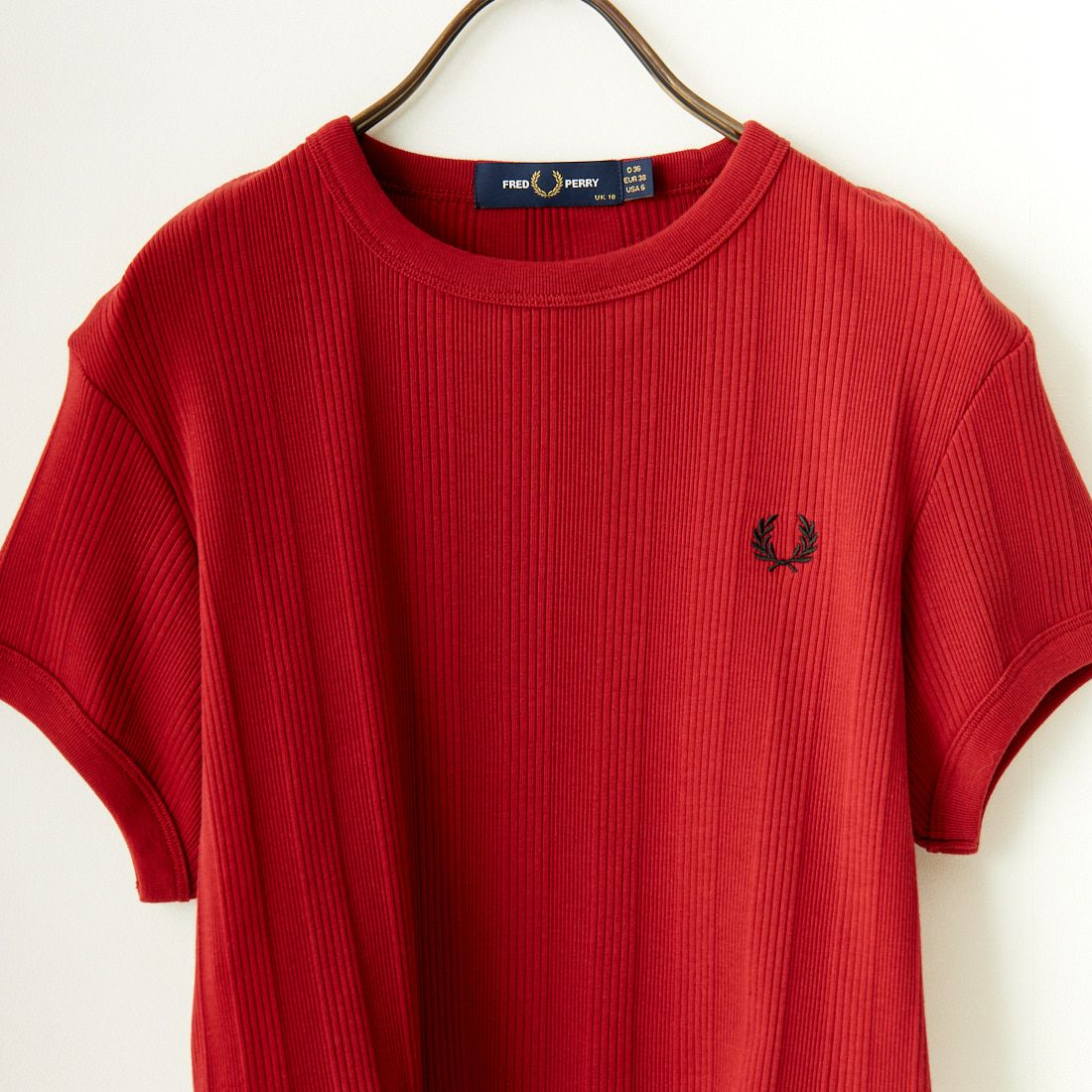 FRED PERRY [フレッドペリー] クロップド リブTシャツ [G9168] M02 BURNT