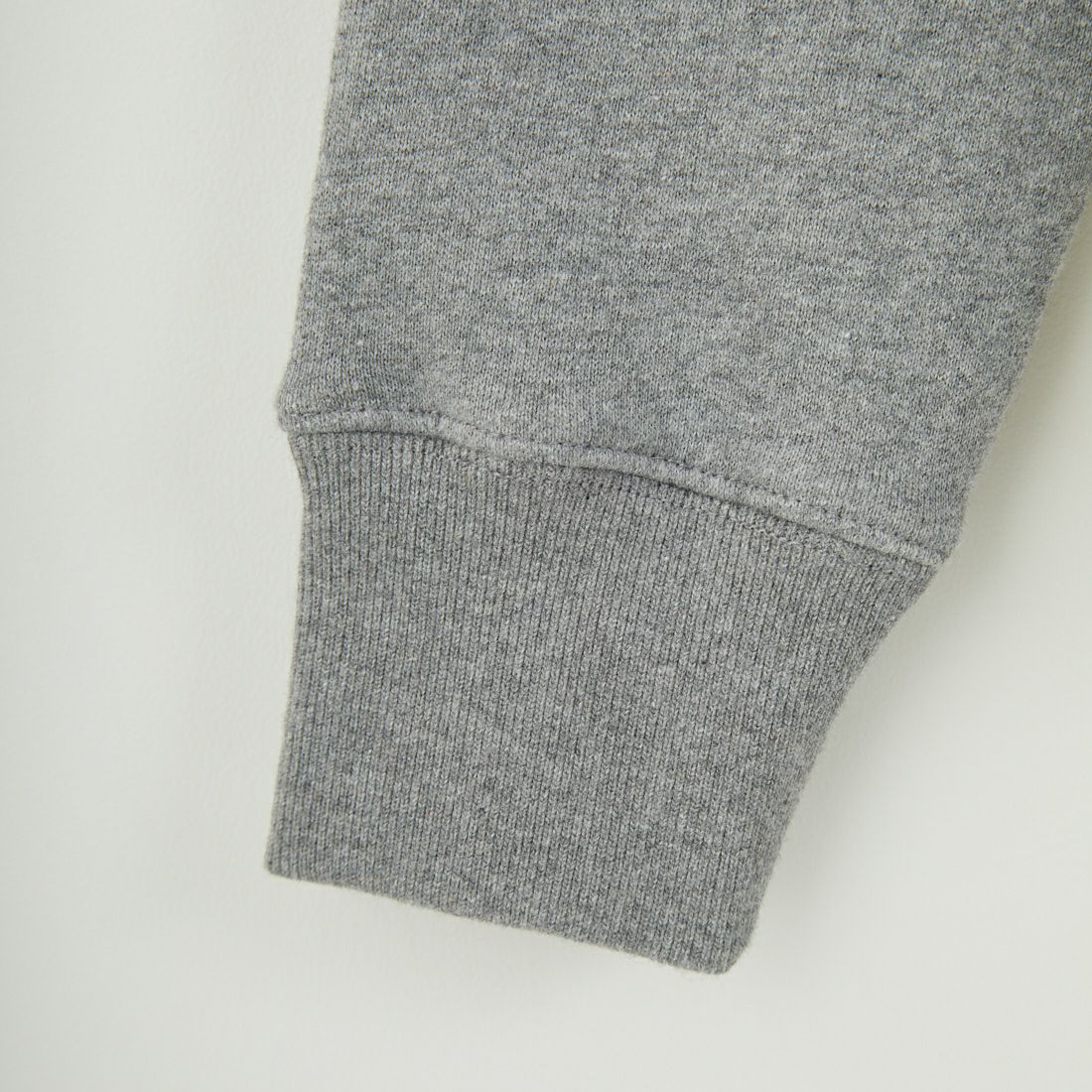 MAISON KITSUNE [メゾン キツネ] ボールド フォックスヘッド パッチ コンフォート スウェットシャツ [MM00316KM0307] H131 MEDIU