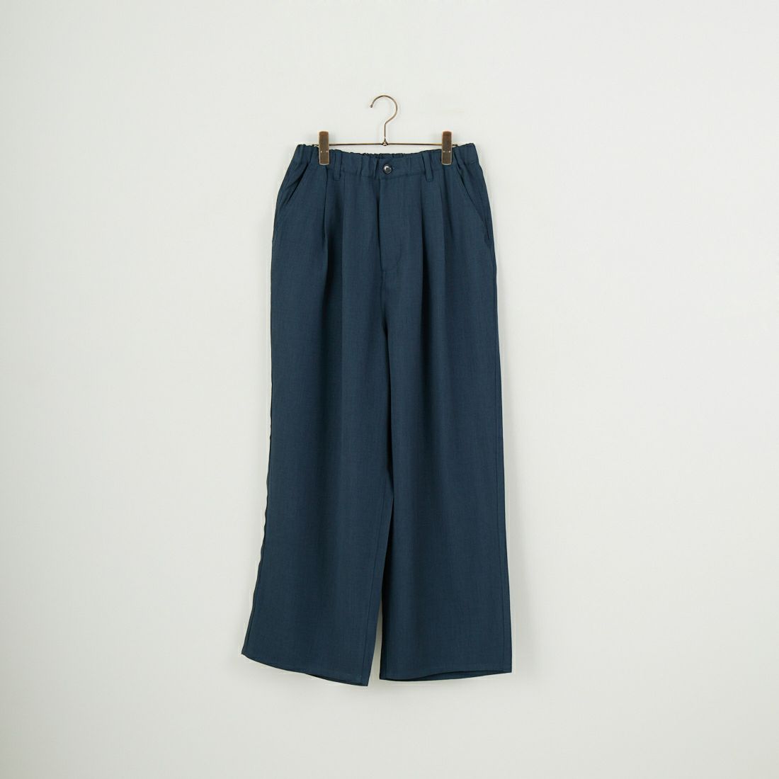 550 D.BLUE