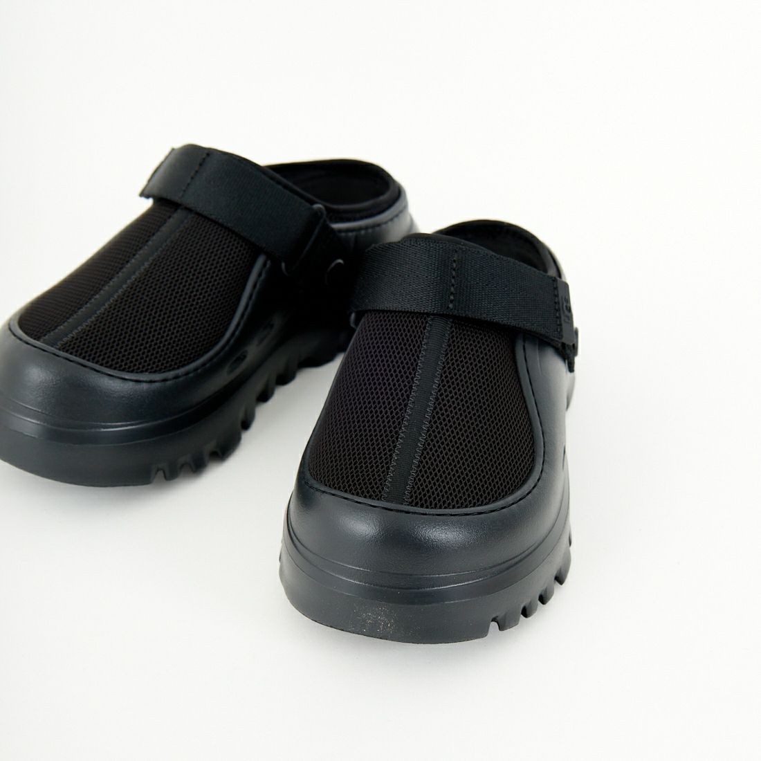 UGG [アグ] ピークモッド [1166912] BLACK