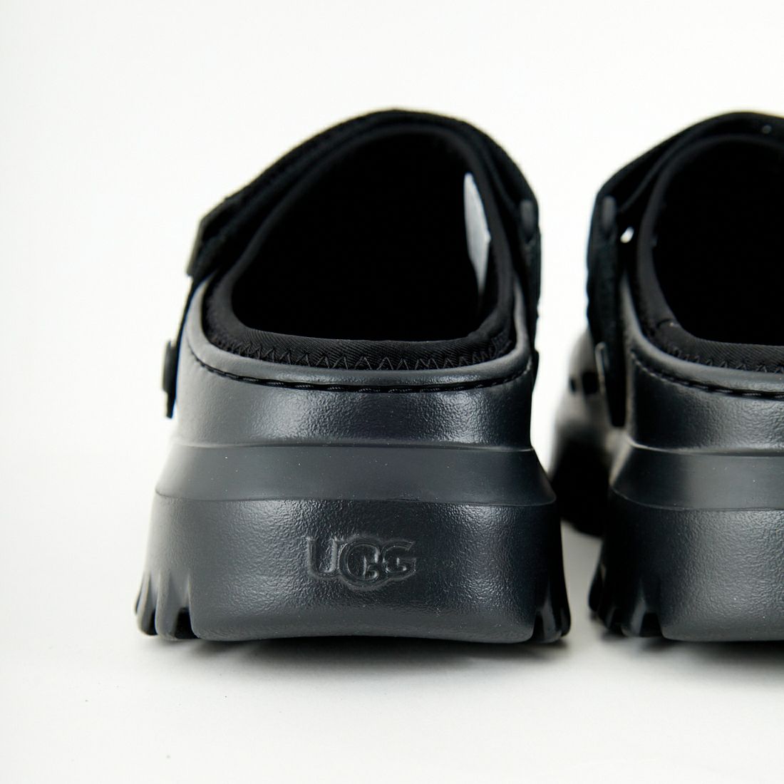 UGG [アグ] ピークモッド [1166912] BLACK