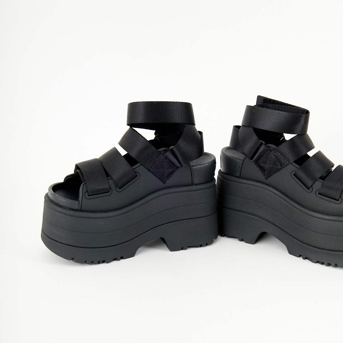 UGG [アグ] ゴールデンライズ [1167431] BLACK
