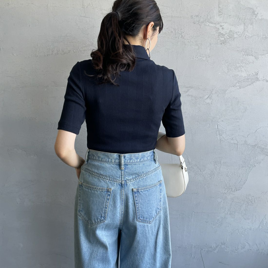 FRED PERRY [フレッドペリー] ワンポイントロゴ刺繍 リブポロシャツ [G9169] 608 NAVY &&モデル身長：160cm 着用サイズ：10&&