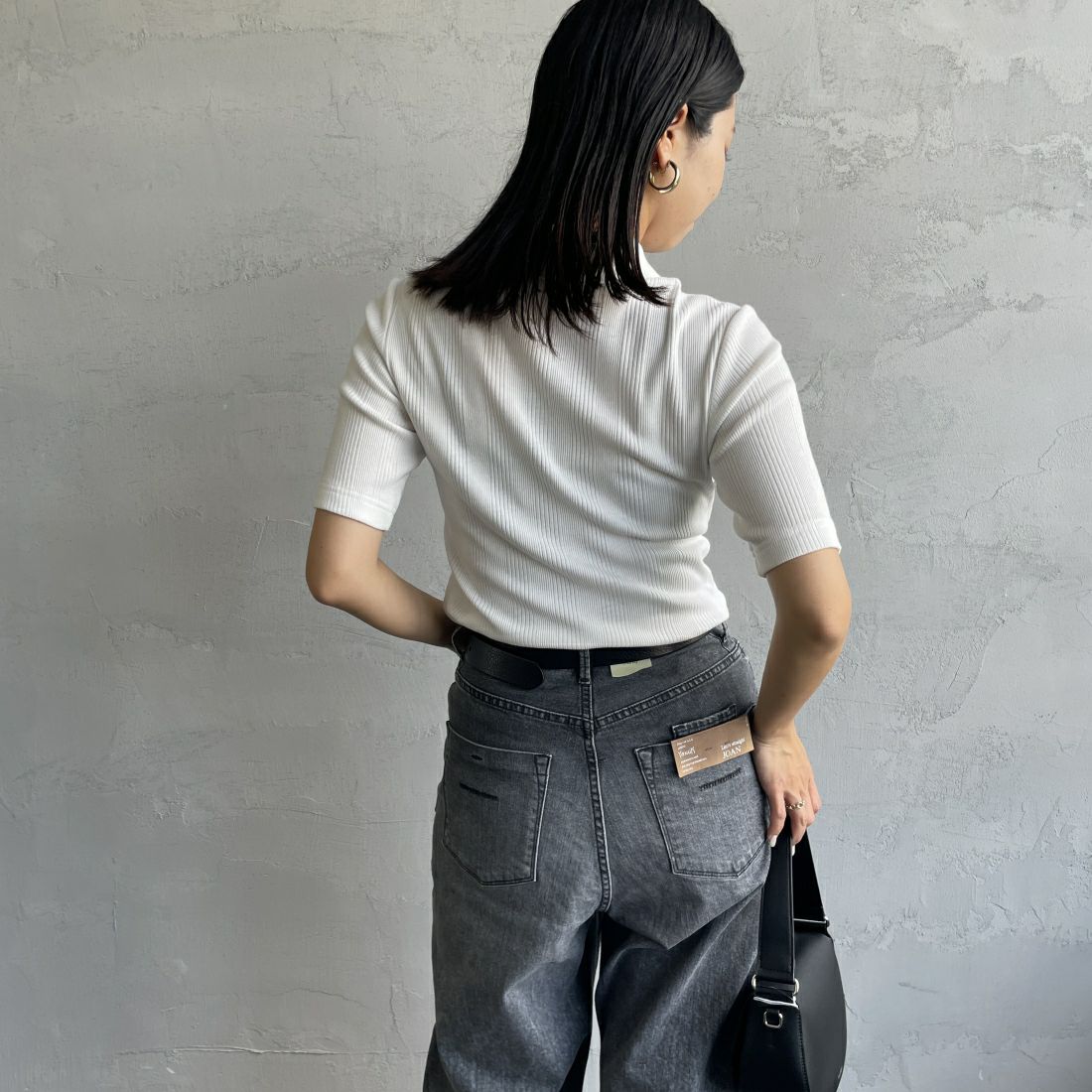 FRED PERRY [フレッドペリー] ワンポイントロゴ刺繍 リブポロシャツ [G9169] 129 SNOW W &&モデル身長：163cm 着用サイズ：10&&
