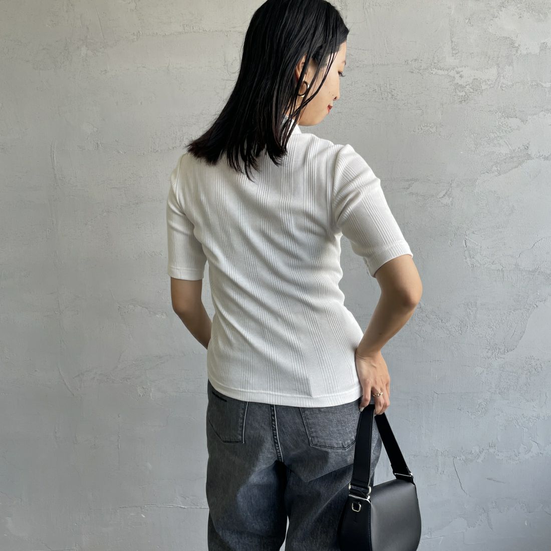 FRED PERRY [フレッドペリー] ワンポイントロゴ刺繍 リブポロシャツ [G9169] 129 SNOW W &&モデル身長：163cm 着用サイズ：10&&