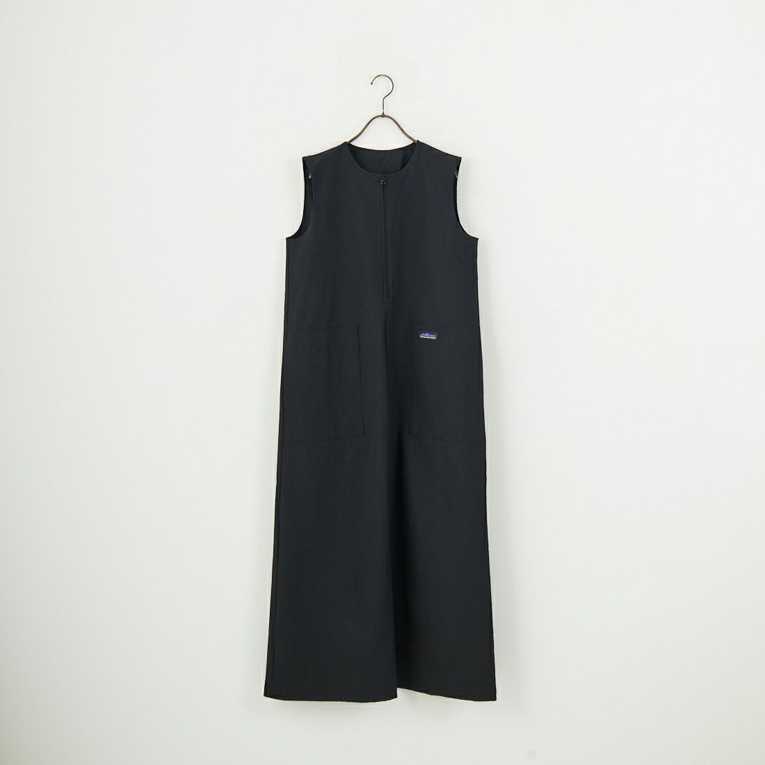 THOUSAND MILE [サウザンド マイル] 別注 シアサッカーハーフジップ ノースリーブワンピース [TM251SS50962-JF] BLACK