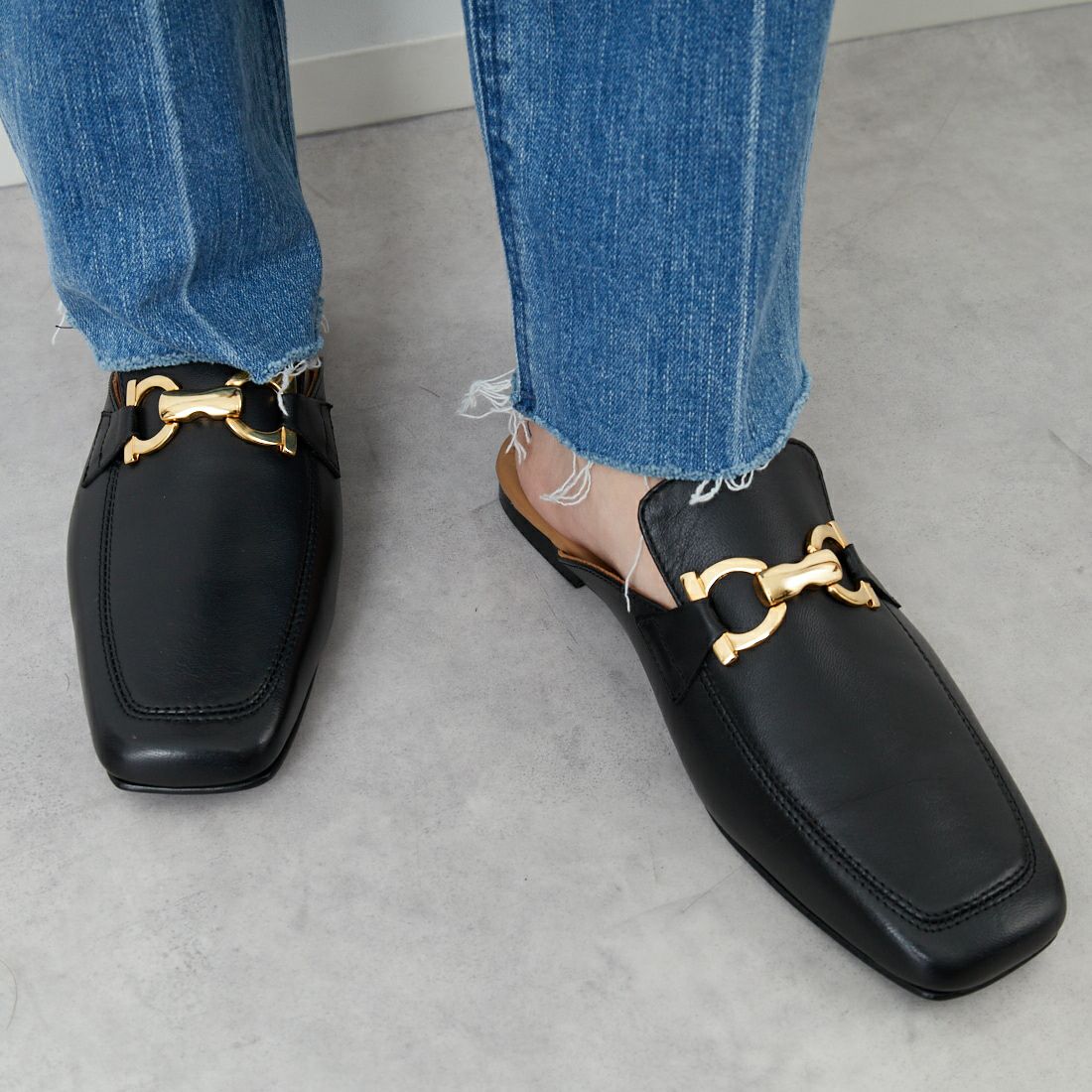 Caminando [カミナンド] スクエアトゥミュール [24110W] BLACK