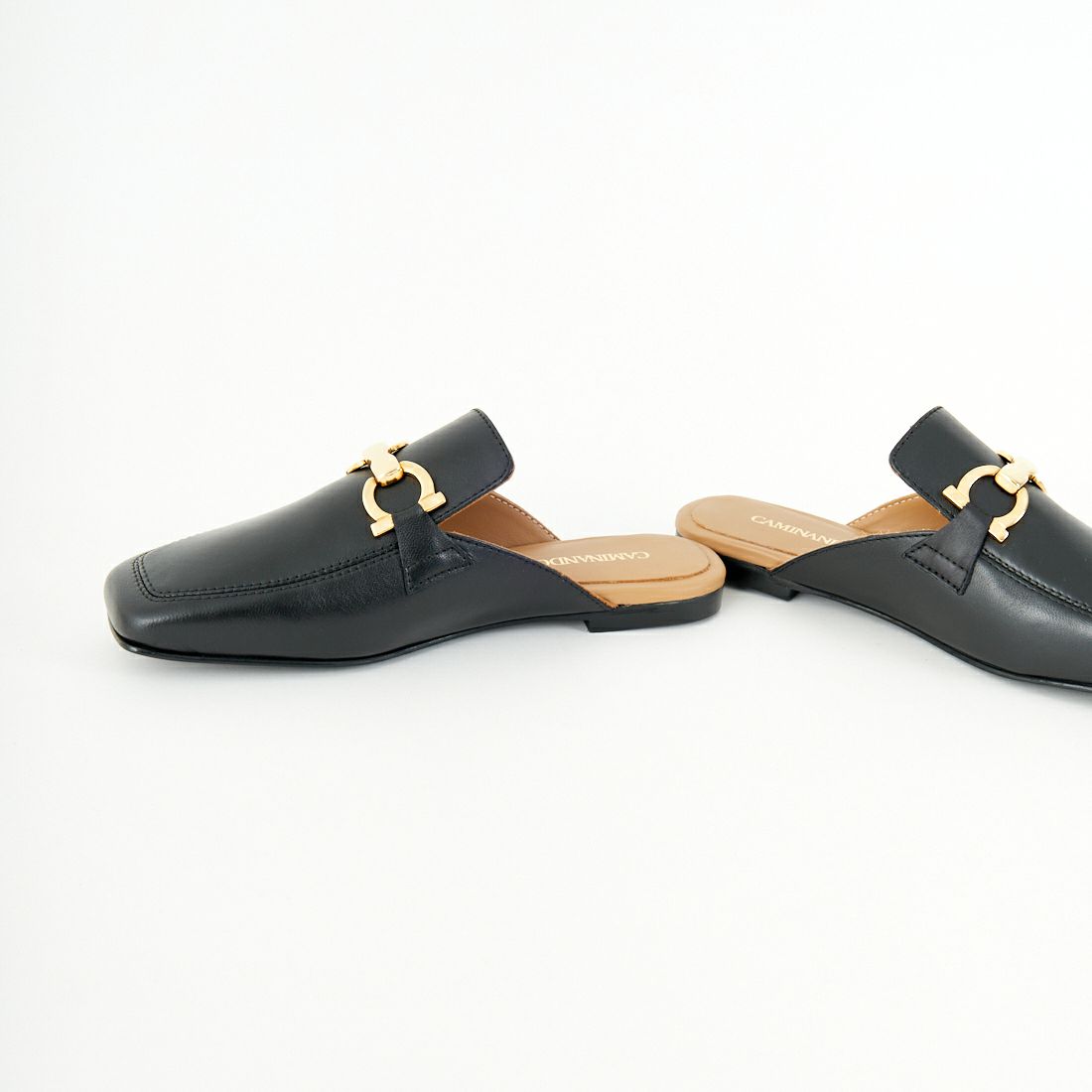 Caminando [カミナンド] スクエアトゥミュール [24110W] BLACK