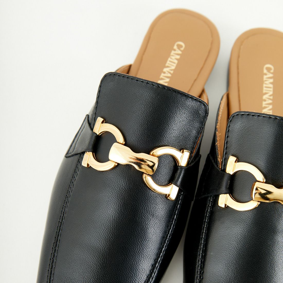 Caminando [カミナンド] スクエアトゥミュール [24110W] BLACK