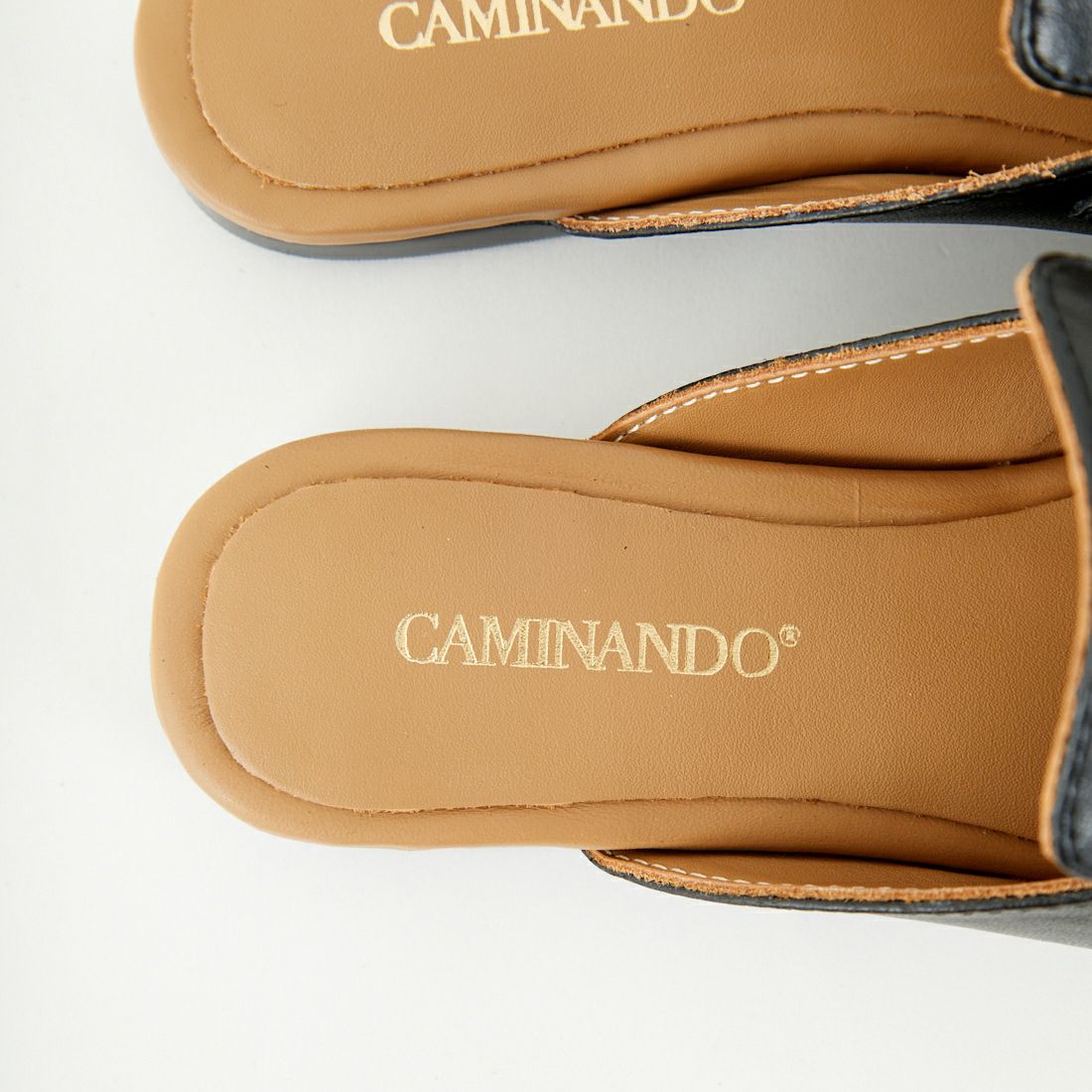 Caminando [カミナンド] スクエアトゥミュール [24110W] BLACK