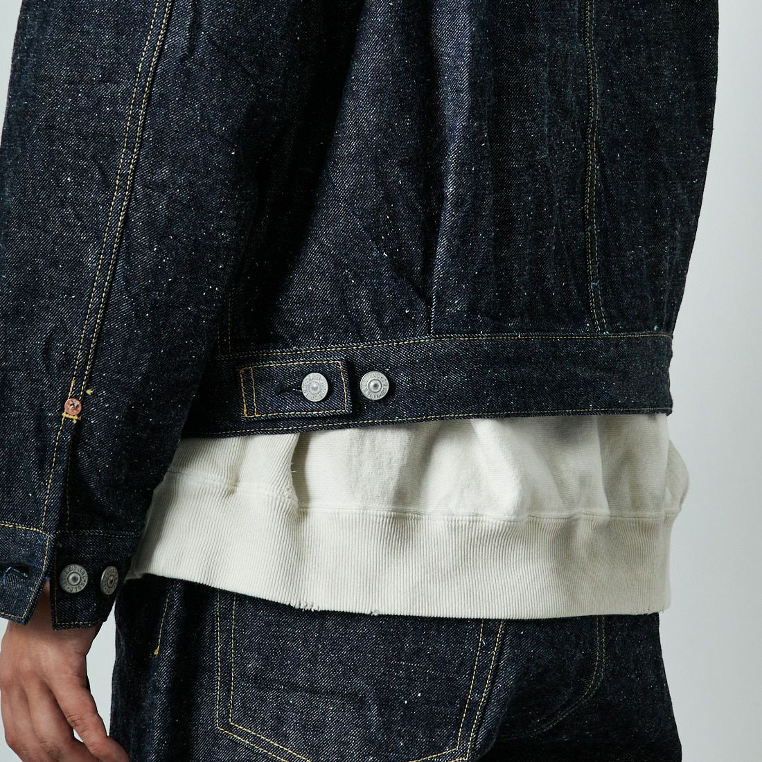 GOLD [ゴールド] 14オンス デニムジャケット [GL15674A] 128 NAVY &&モデル身長：179cm 着用サイズ：M&&