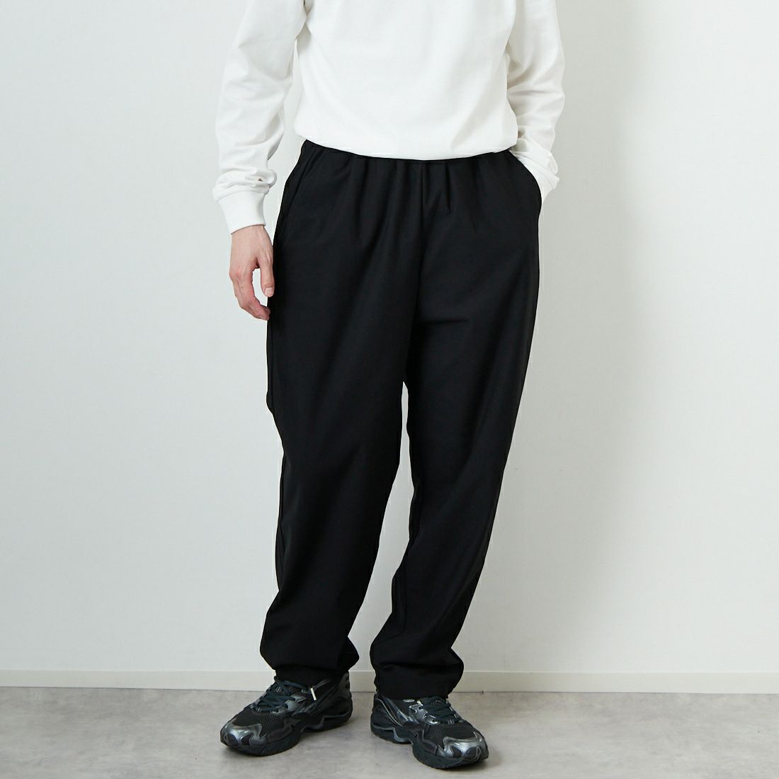 BLACK&&モデル身長：168cm 着用サイズ：46&&