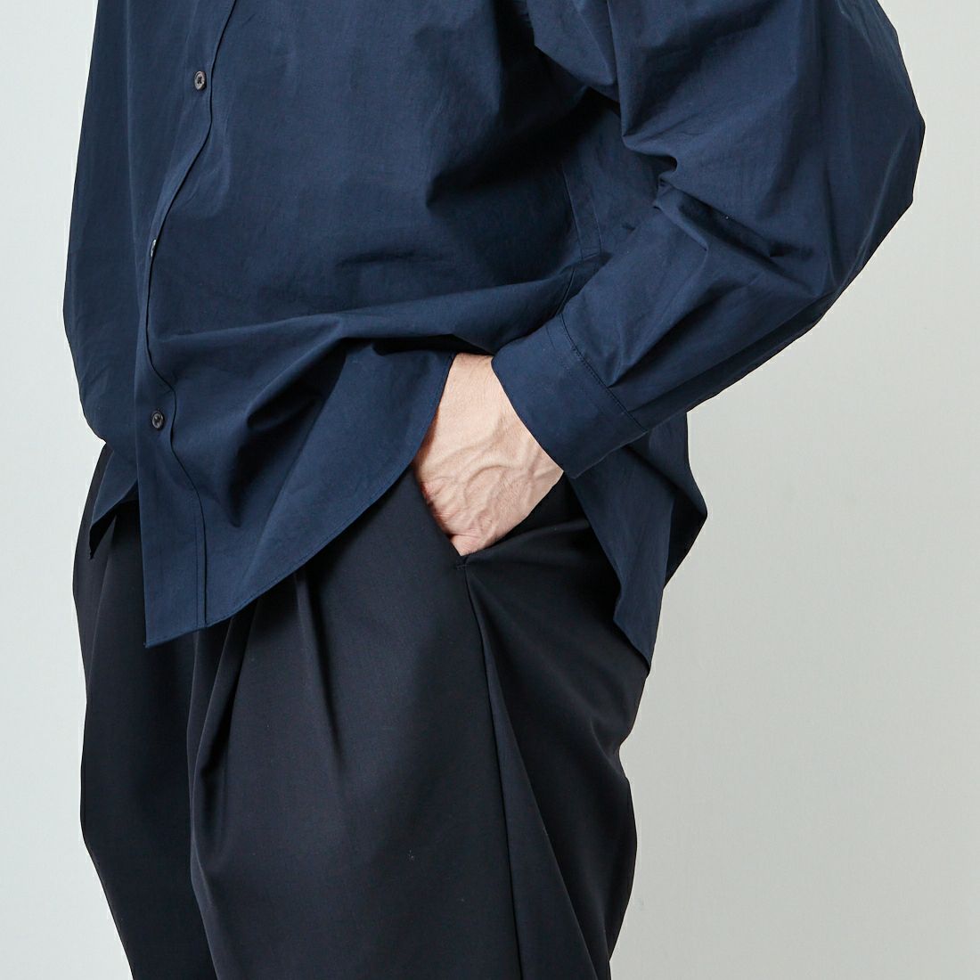STILL BY HAND [スティルバイハンド] 別注 ツータックテーパードパンツ [2501JF-EX02-JF] BLACK NAVY