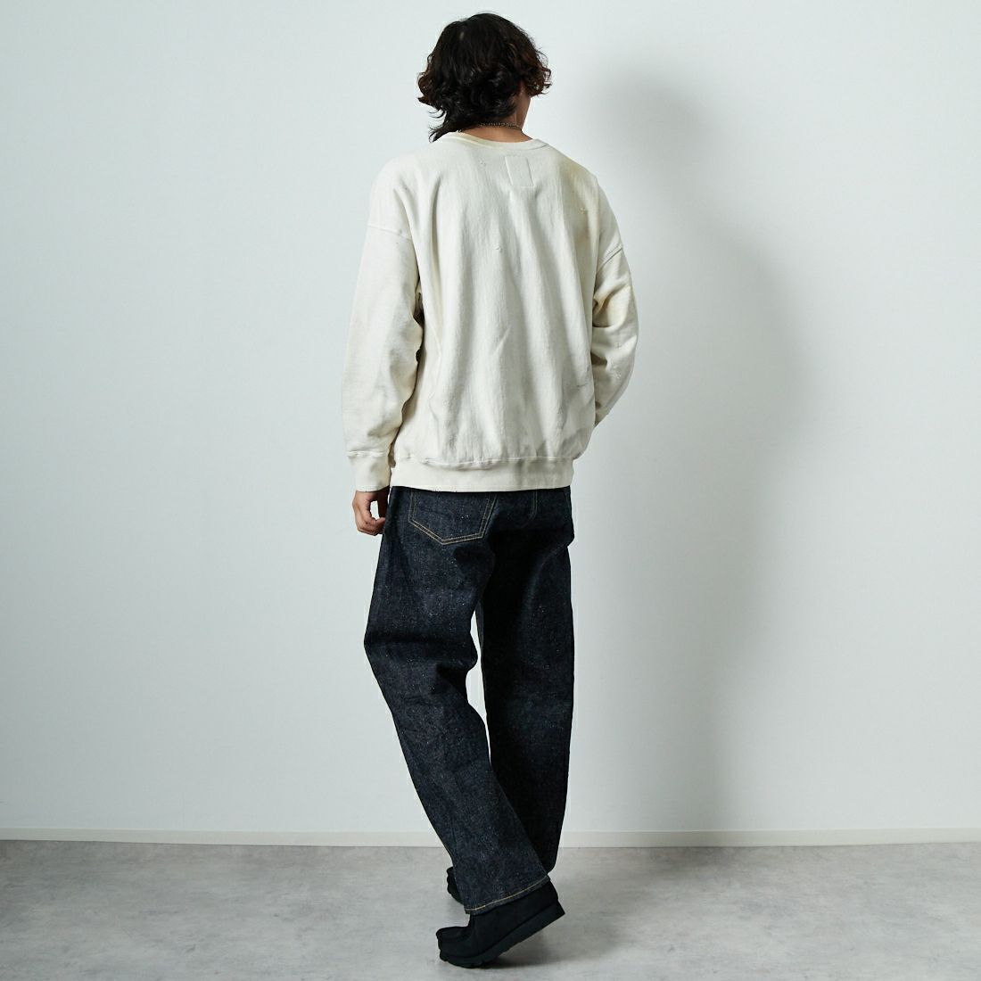 BOW WOW [バウワウ] BALL AND CHAIN ロングスリーブスウェット [BW251-BCSS] WHITE AGIN &&モデル身長：179cm 着用サイズ：XL&&