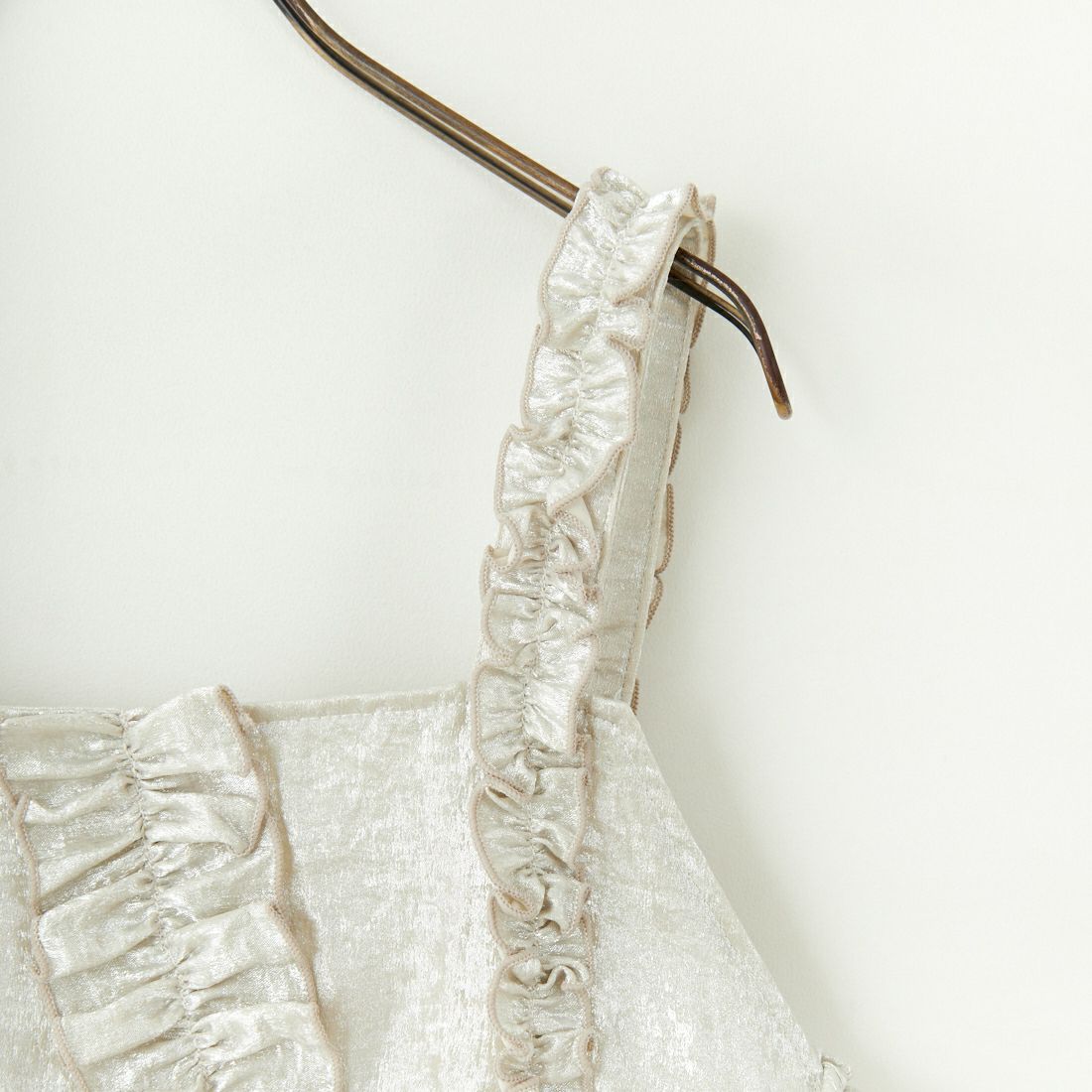 nenom [ネノム] マルチWAY箔フリルビスチェ [NE25112001] 02 OFF