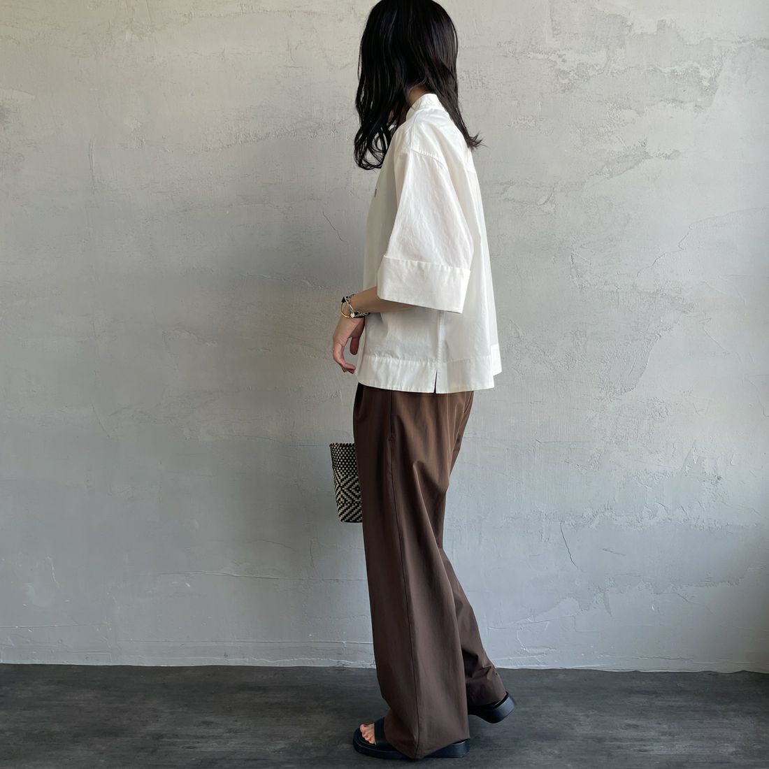 Gymphlex [ジムフレックス] スタンドカラー半袖シャツ [GY-B0368TYO] WHITE &&モデル身長：160cm 着用サイズ：14&&