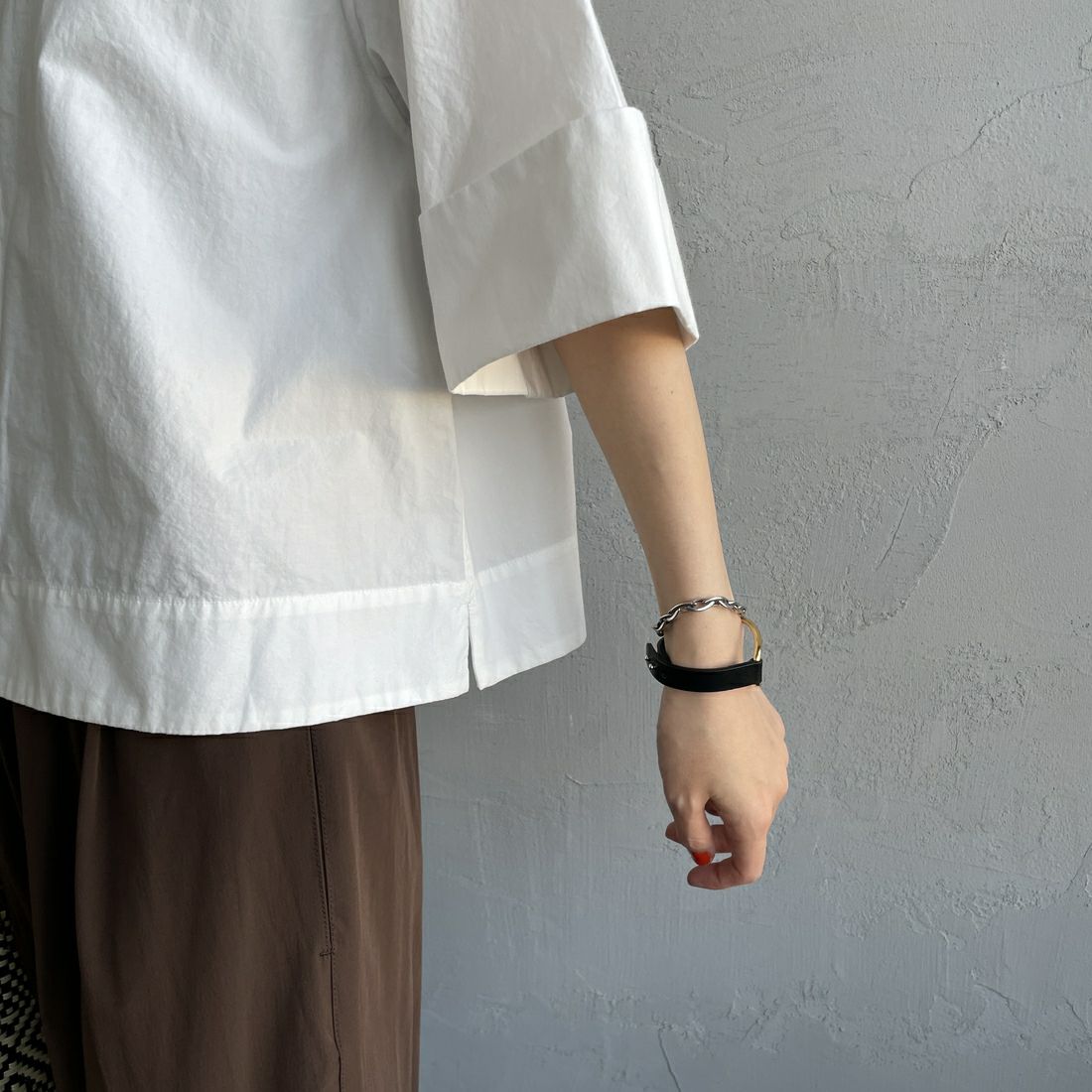 Gymphlex [ジムフレックス] スタンドカラー半袖シャツ [GY-B0368TYO] WHITE &&モデル身長：160cm 着用サイズ：14&&