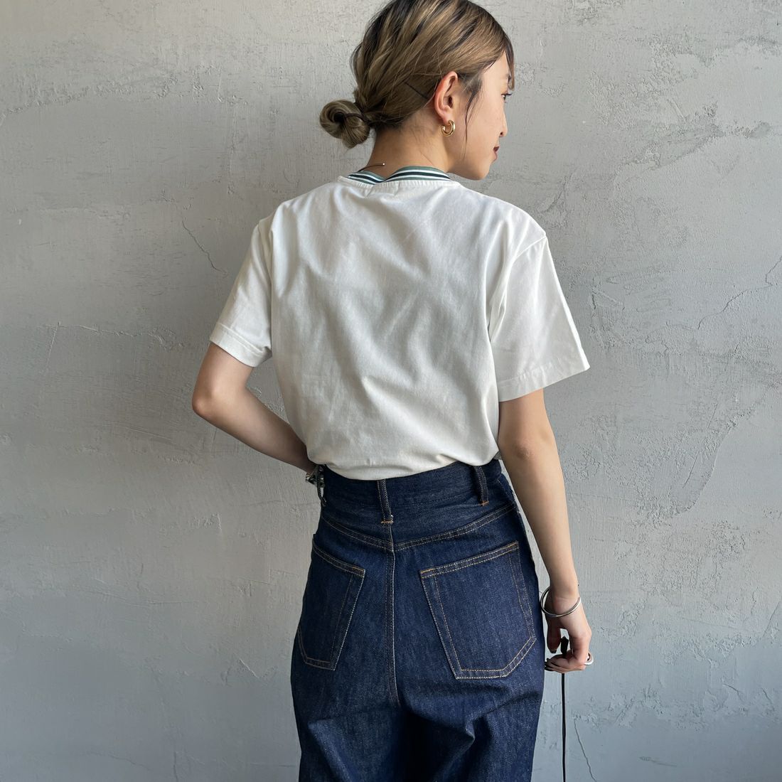 Gymphlex [ジムフレックス] クルーネック ニットライン Tシャツ [GY-C0448CCB] WHITE/GREE &&モデル身長：150cm 着用サイズ：14&&