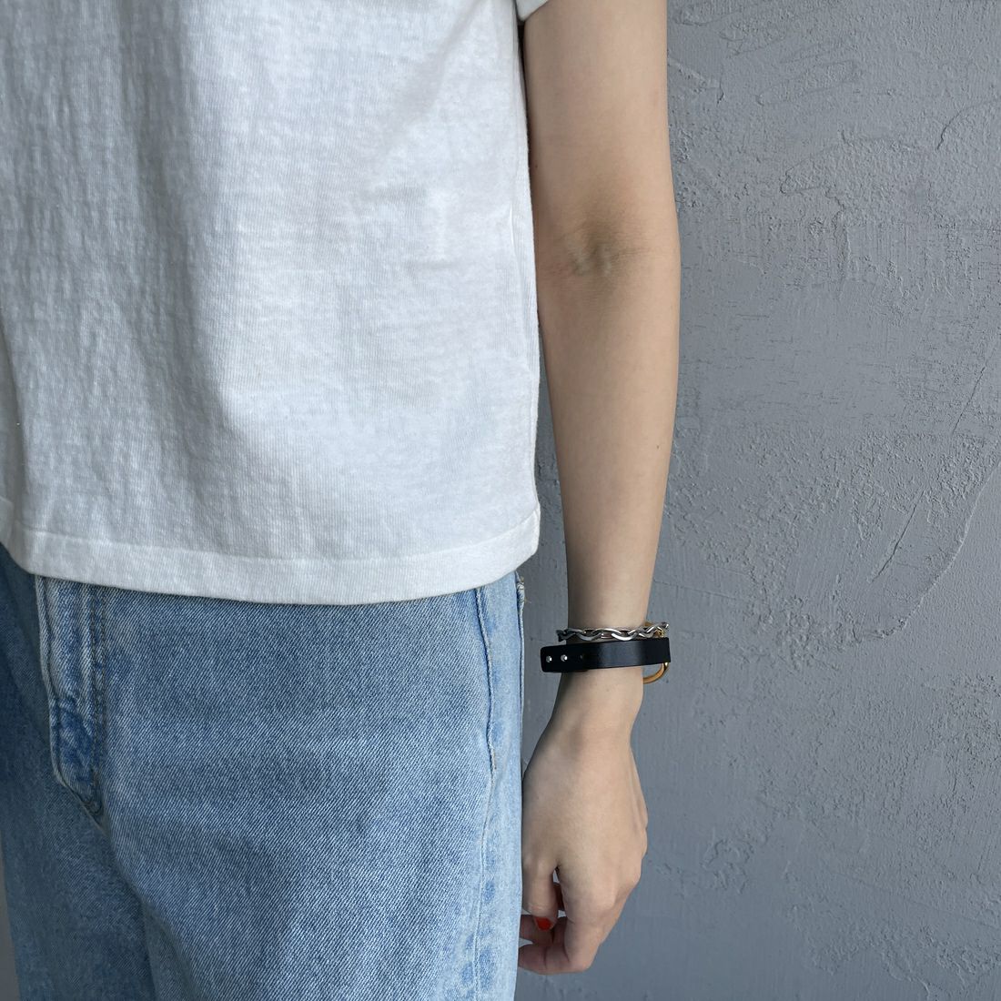 ORCIVAL [オーシバル] ロゴ刺繍ショートスリーブTシャツ [OR-C0418MIT] OFF WHITE &&モデル身長：160cm 着用サイズ：2&&