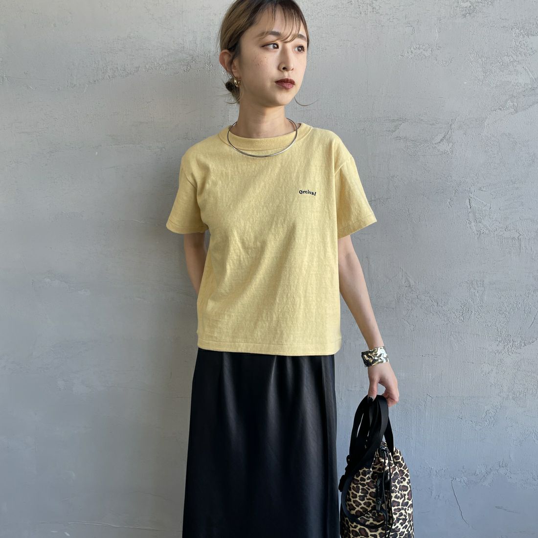 ORCIVAL [オーシバル] ロゴ刺繍ショートスリーブTシャツ [OR-C0418MIT] YELLOW &&モデル身長：150cm 着用サイズ：2&&