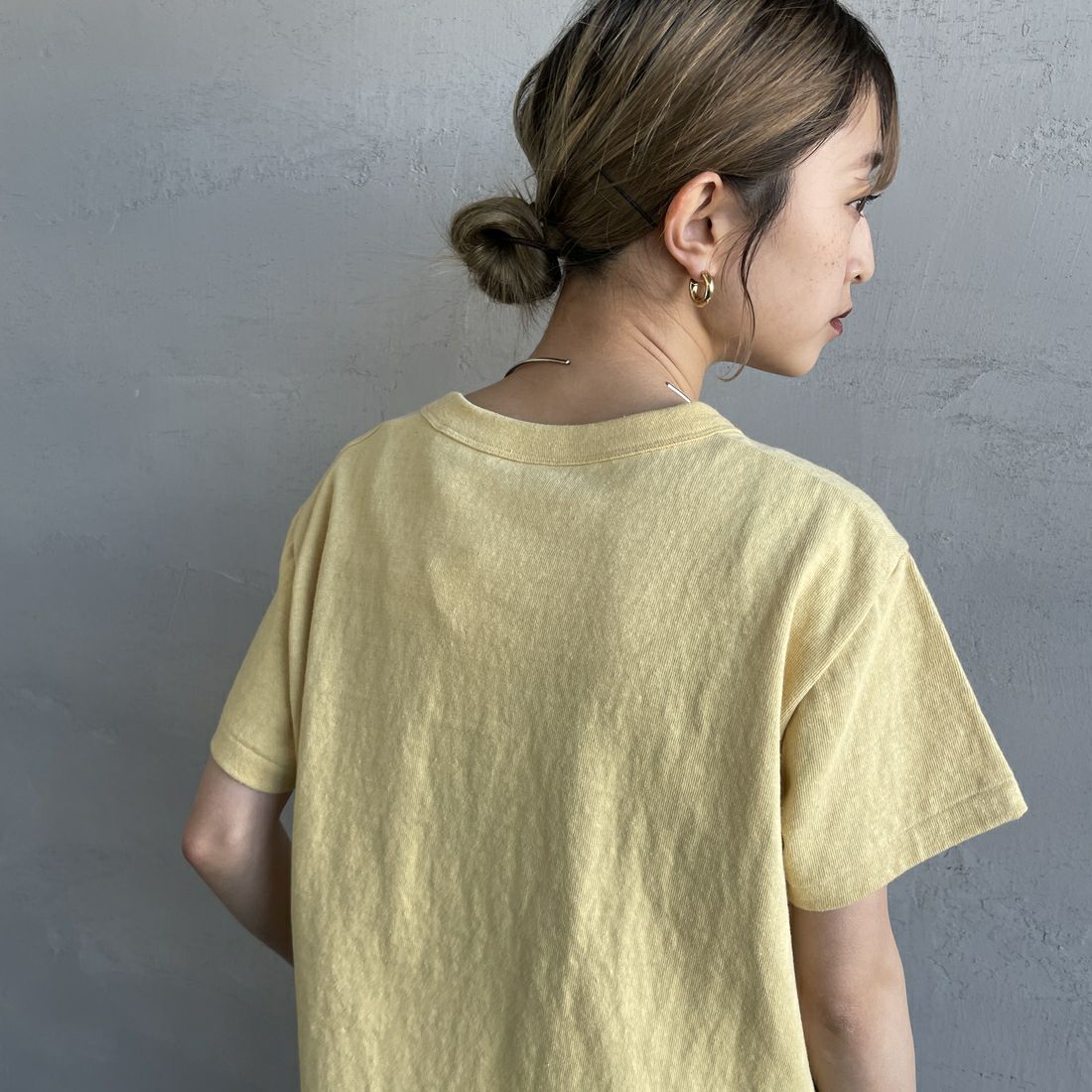ORCIVAL [オーシバル] ロゴ刺繍ショートスリーブTシャツ [OR-C0418MIT] YELLOW &&モデル身長：150cm 着用サイズ：2&&