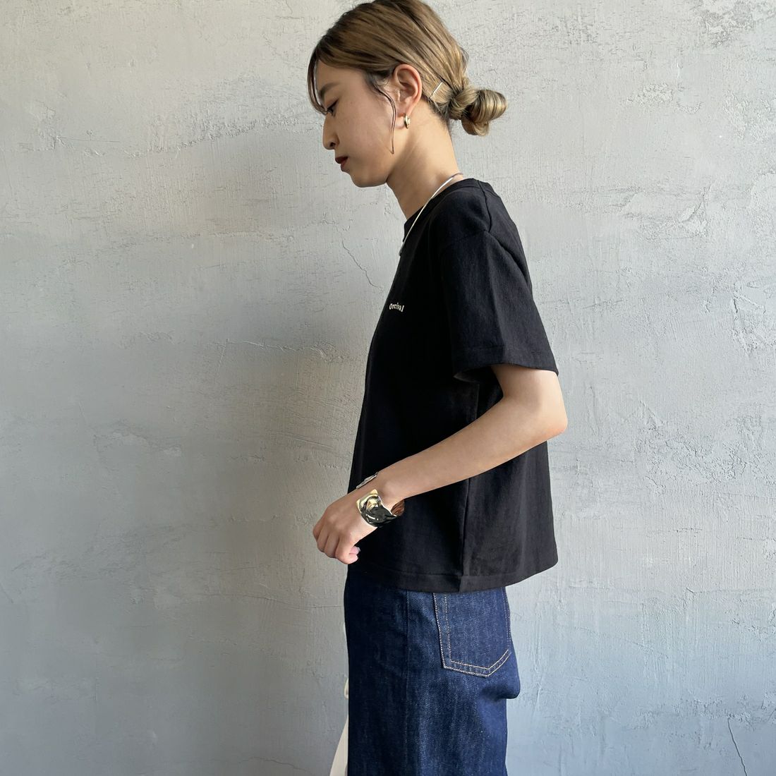 ORCIVAL [オーシバル] ロゴ刺繍ショートスリーブTシャツ [OR-C0418MIT] BLACK &&モデル身長：150cm 着用サイズ：2&&