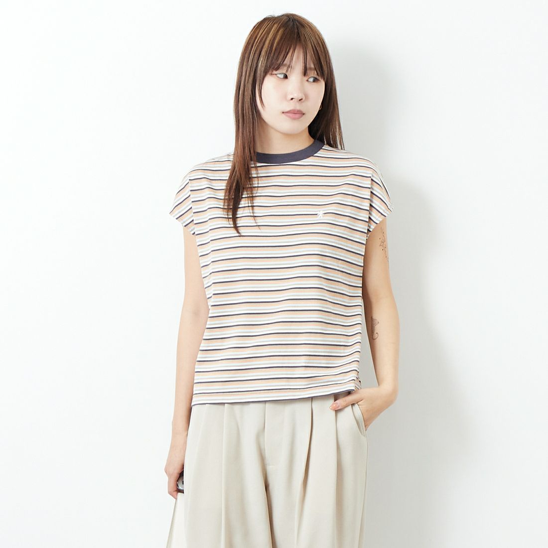 BEIGE STRI&&モデル身長：167cm 着用サイズ：14&&