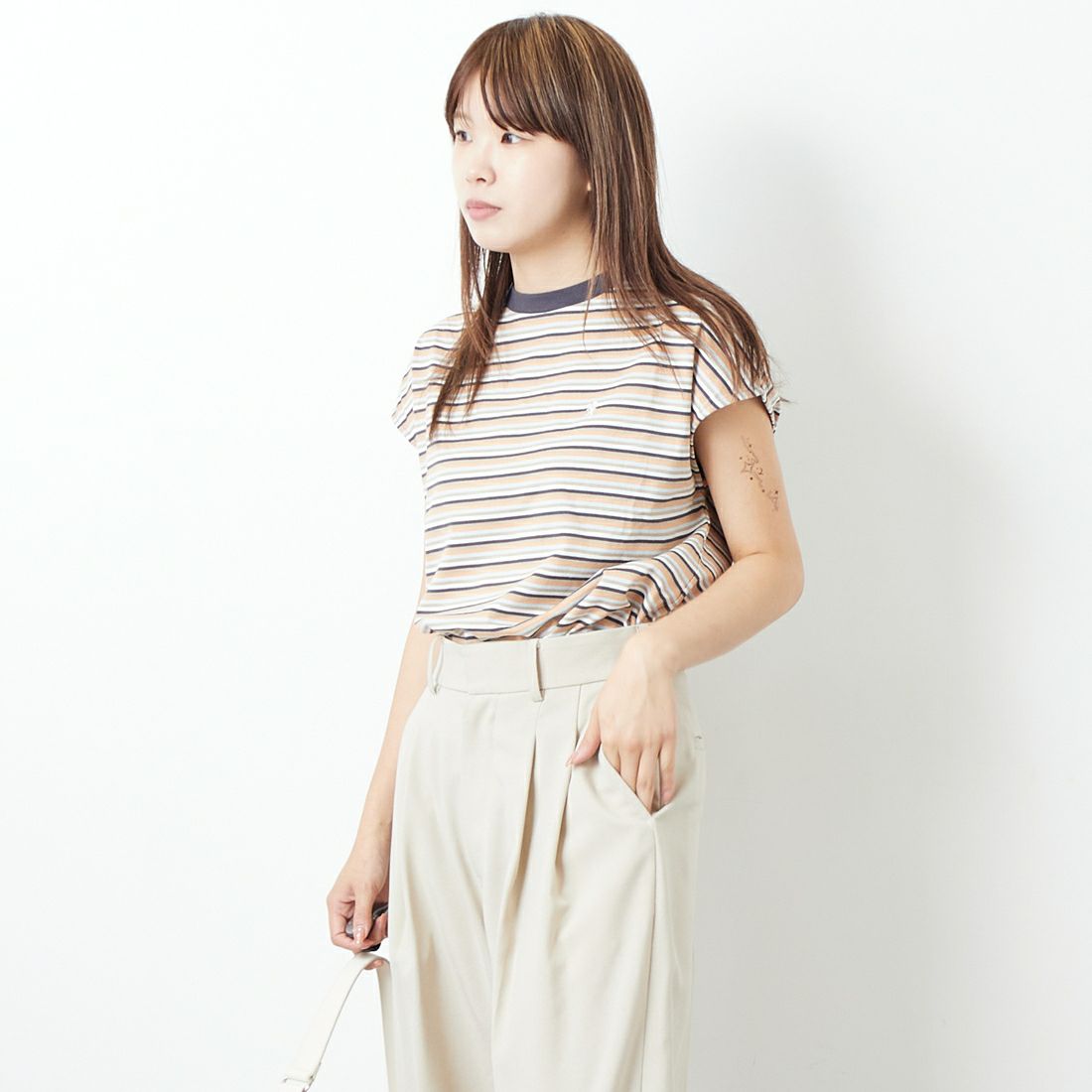 Gymphlex [ジムフレックス] スリーブレスTシャツ [GY-C0445MST] BEIGE STRI &&モデル身長：167cm 着用サイズ：14&&