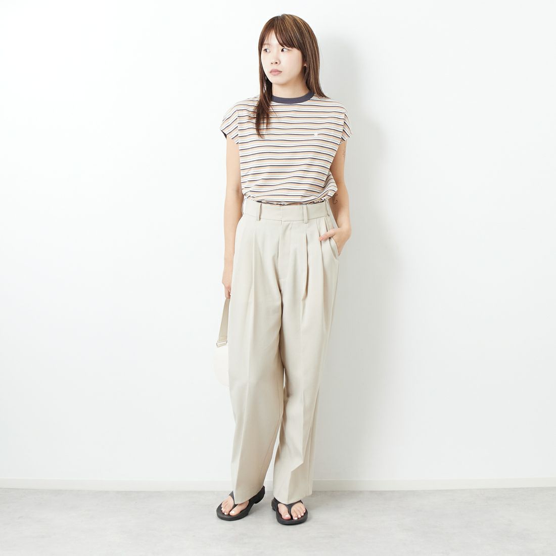 Gymphlex [ジムフレックス] スリーブレスTシャツ [GY-C0445MST] BEIGE STRI &&モデル身長：167cm 着用サイズ：14&&