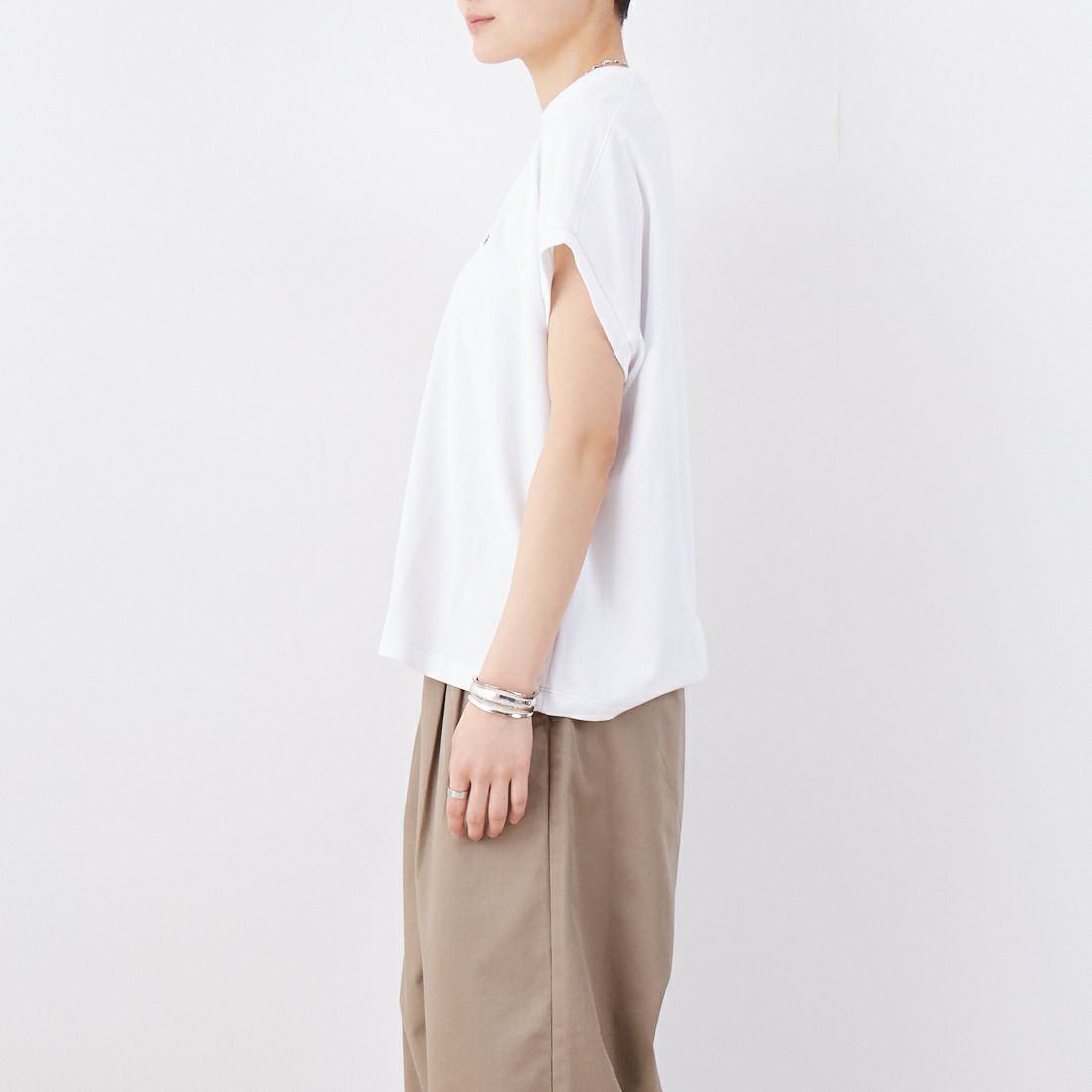 Gymphlex [ジムフレックス] クルーネックフレンチスリーブプルオーバー [GY-C0361FLK] WHITE &&モデル身長：160cm 着用サイズ：14&&