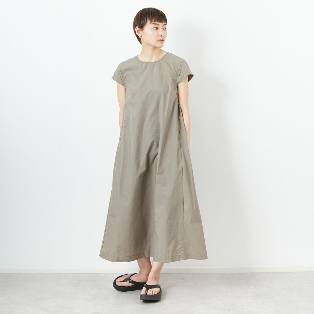 THE NORTH FACE [ザ ノースフェイス] マタニティショートスリーブワンピース [NTM12501] CR &&モデル身長：160cm 着用サイズ：L/XL&&