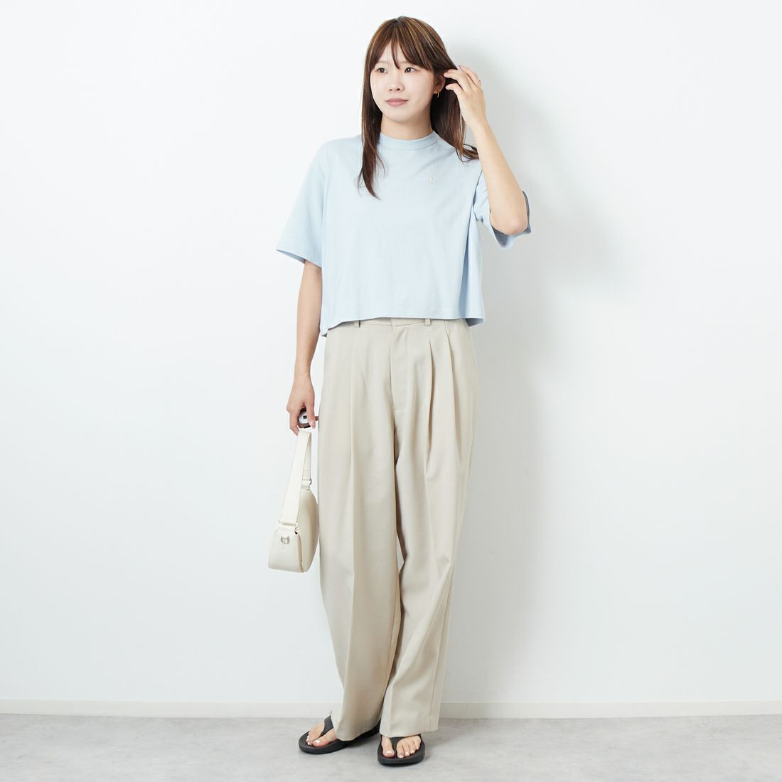 Gymphlex [ジムフレックス] クルーネック ショートプルオーバー [GY-C0324FLK] LT.SAX &&モデル身長：167cm 着用サイズ：14&&