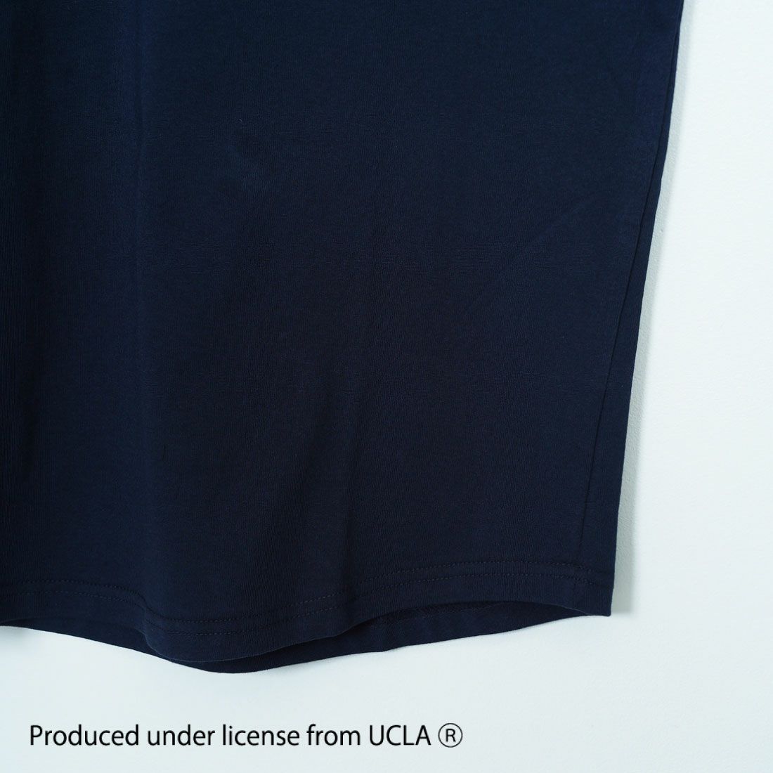 UCLA [ユーシーエルエー] ショートスリーブ フロッキープリントTシャツ [252AN2ST414] NVY