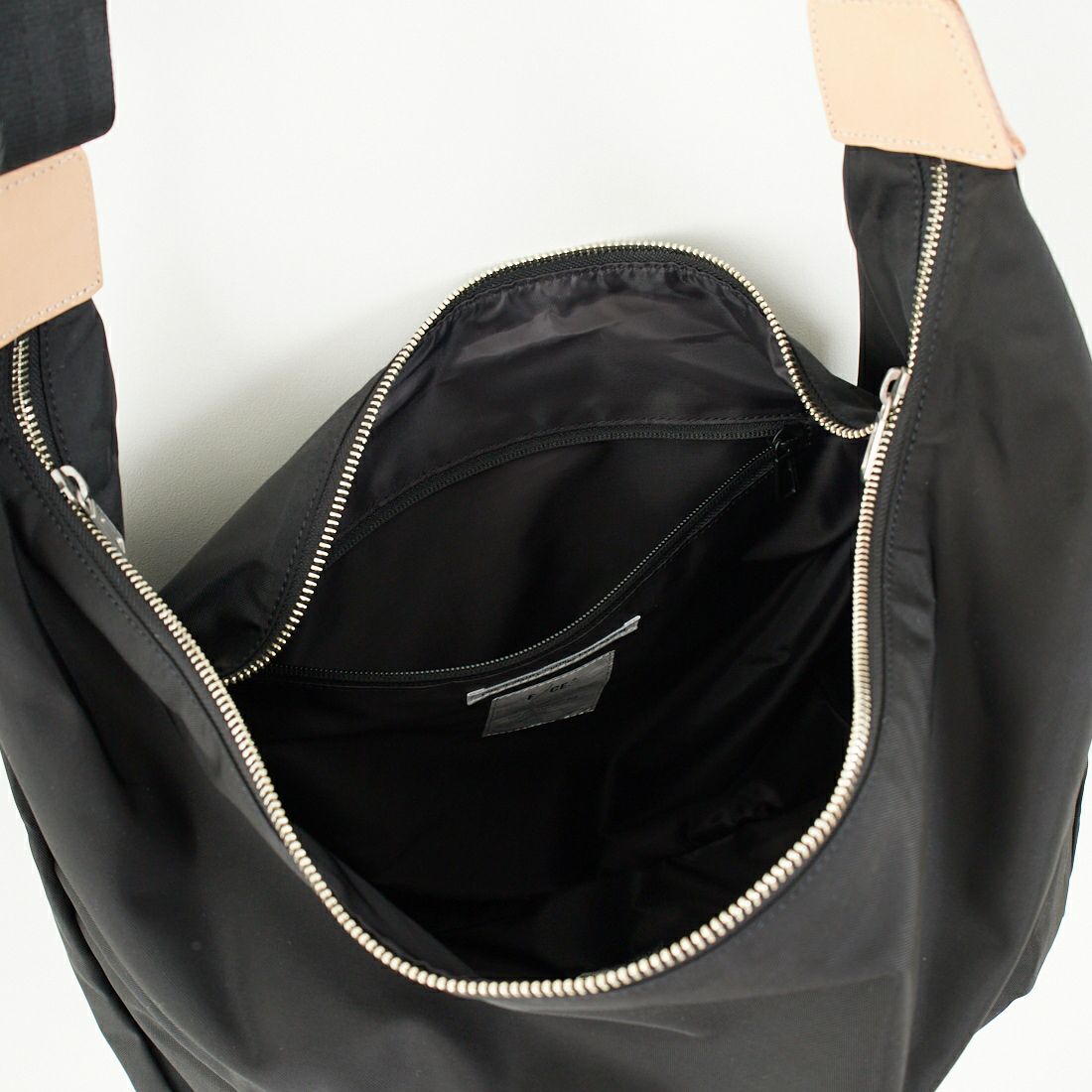 F CE. [エフシーイー] 2WAYショルダートートバッグ [FCD32251B0003] BLACK