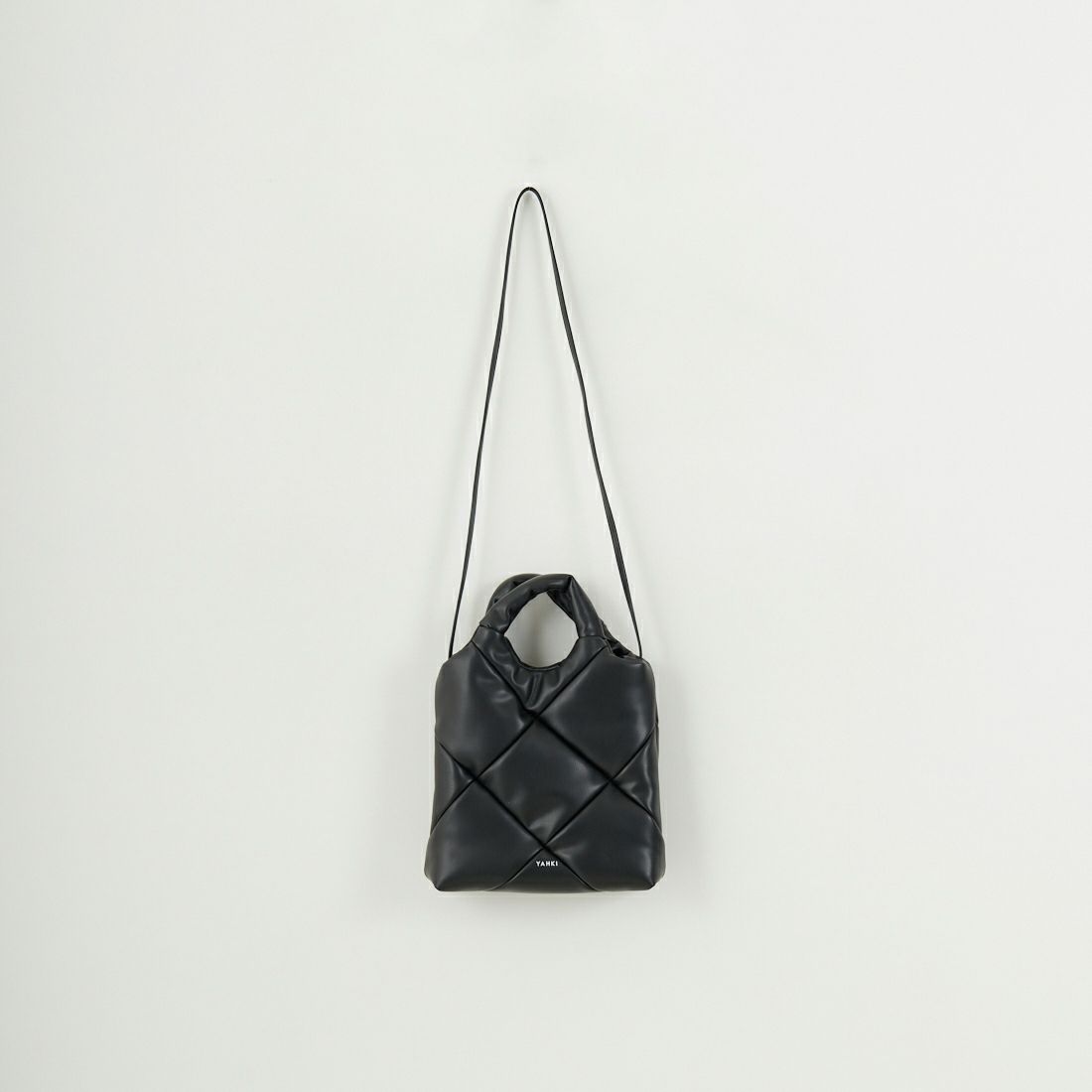 【極美品】YAHKI ヤーキ　フェイクレザー　キルティング トートバッグ yahki-yh-717_c.jpg?crop=center