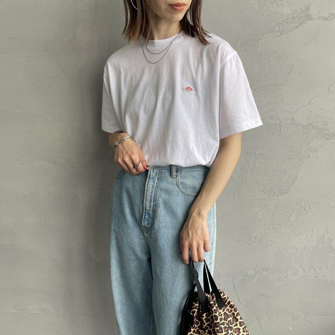 DANTON [ダントン] 無地インナーTシャツ [DT-C0195CVT] WHITE &&モデル身長：158cm 着用サイズ：M&&