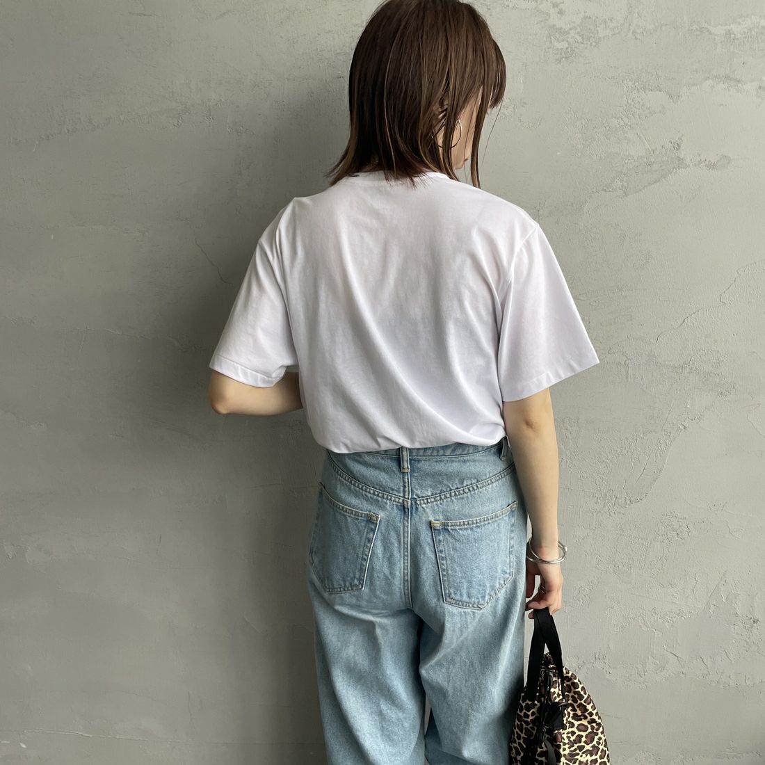 DANTON [ダントン] 無地インナーTシャツ [DT-C0195CVT] WHITE &&モデル身長：158cm 着用サイズ：M&&