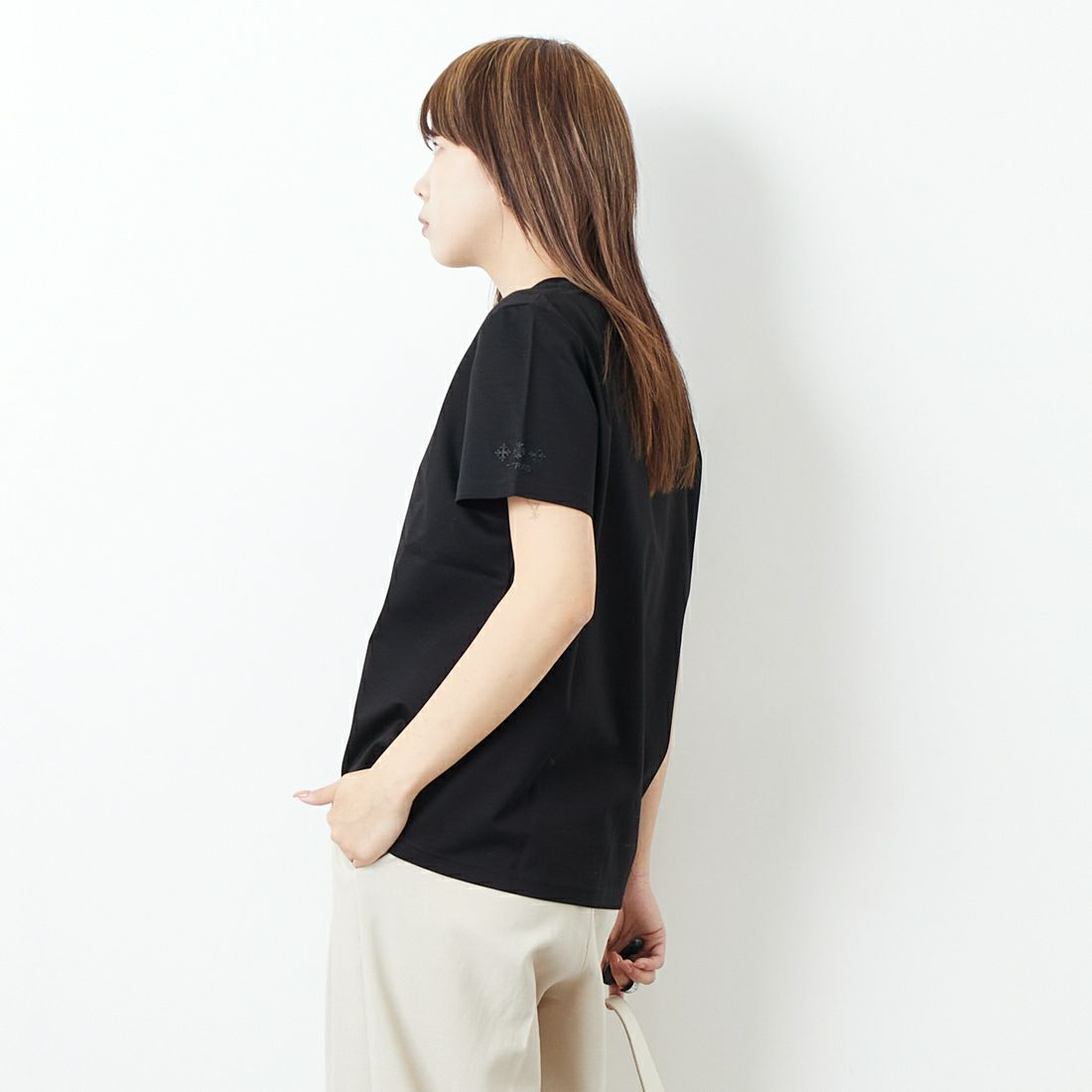 TATRAS [タトラス] ANIEL アニエル トップス [LTKE25S8039-M] BLACK &&モデル身長：167cm 着用サイズ：2&&