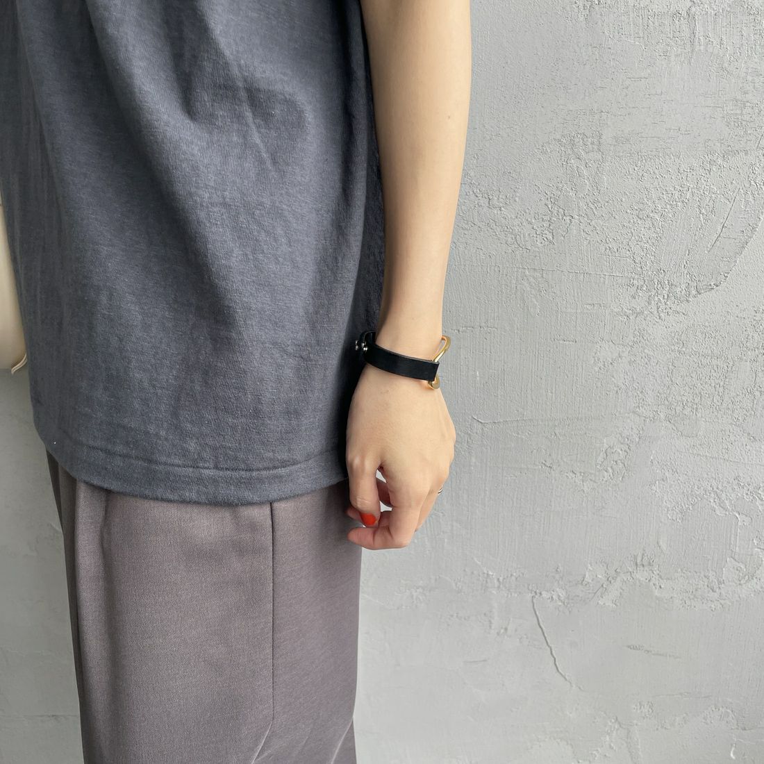 Americana [アメリカーナ] ラフィー丸胴 プリントT [BRF-750A-2] ｽﾐｸﾛ &&モデル身長：160cm 着用サイズ：ONE SIZE&&