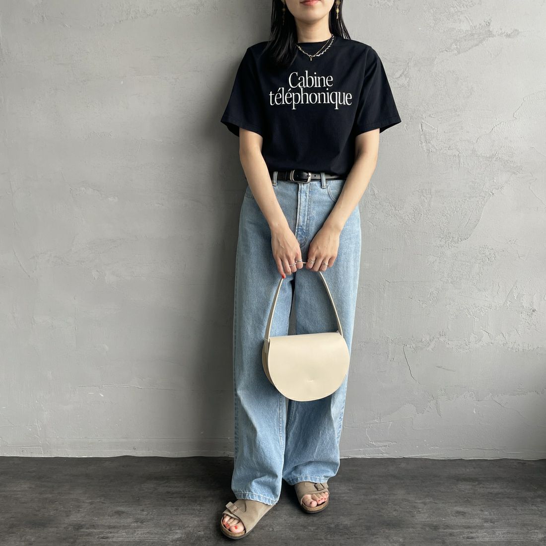 THE SHINZONE [ザ シンゾーン] CABINE TELEPHONIQUE Tシャツ [25SMSCU15] 07 BLACK &&モデル身長：160cm 着用サイズ：F0&&