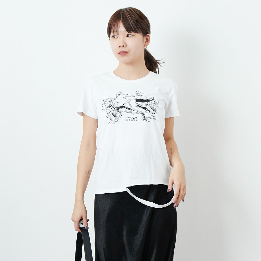 MM6 Maison Margiela [エムエムシックス メゾン マルジェラ] ラビットプリント Tシャツ [S62GD0199-M20108] 100 WHITE &&モデル身長：167cm 着用サイズ：L&&