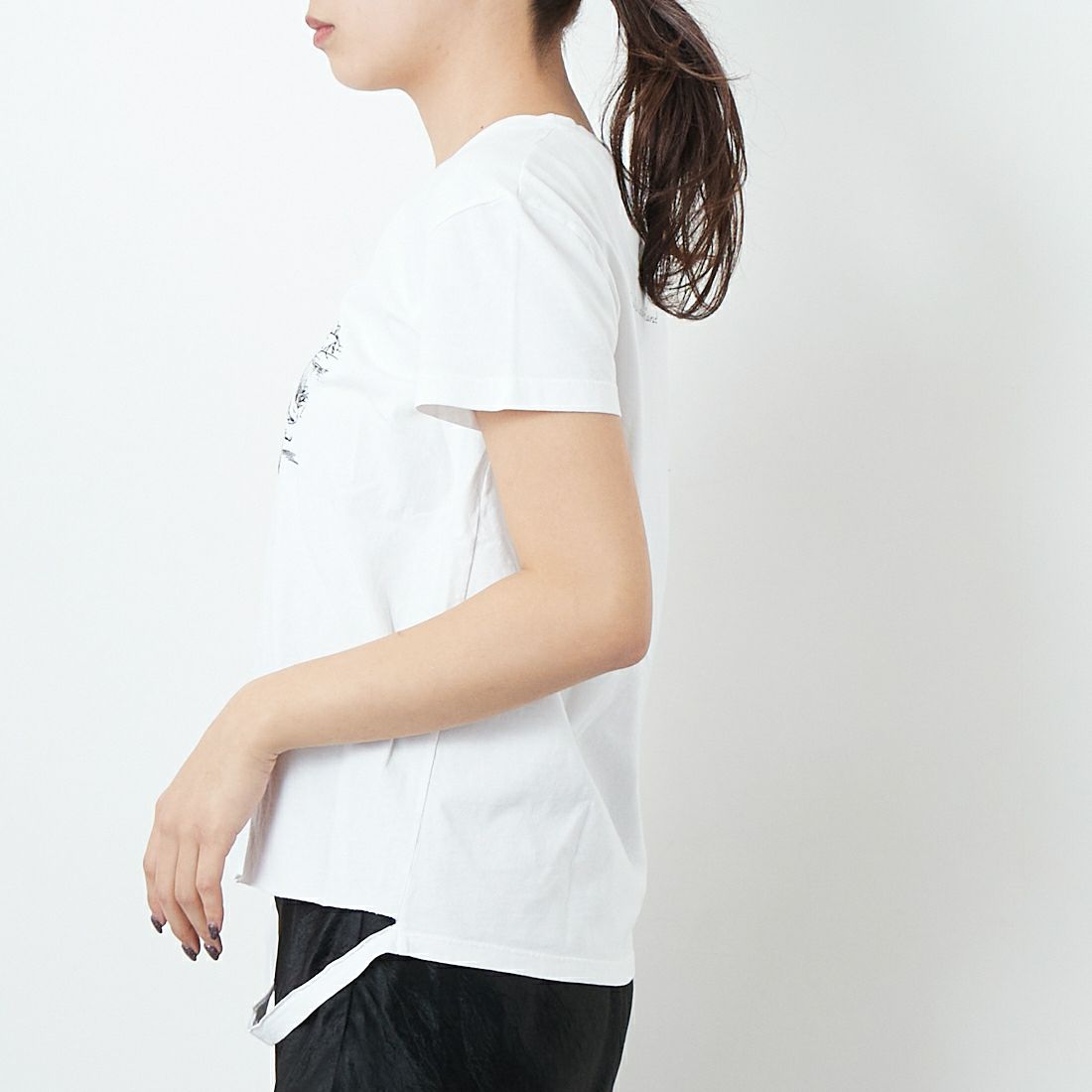 MM6 Maison Margiela [エムエムシックス メゾン マルジェラ] ラビットプリント Tシャツ [S62GD0199-M20108] 100 WHITE &&モデル身長：167cm 着用サイズ：L&&