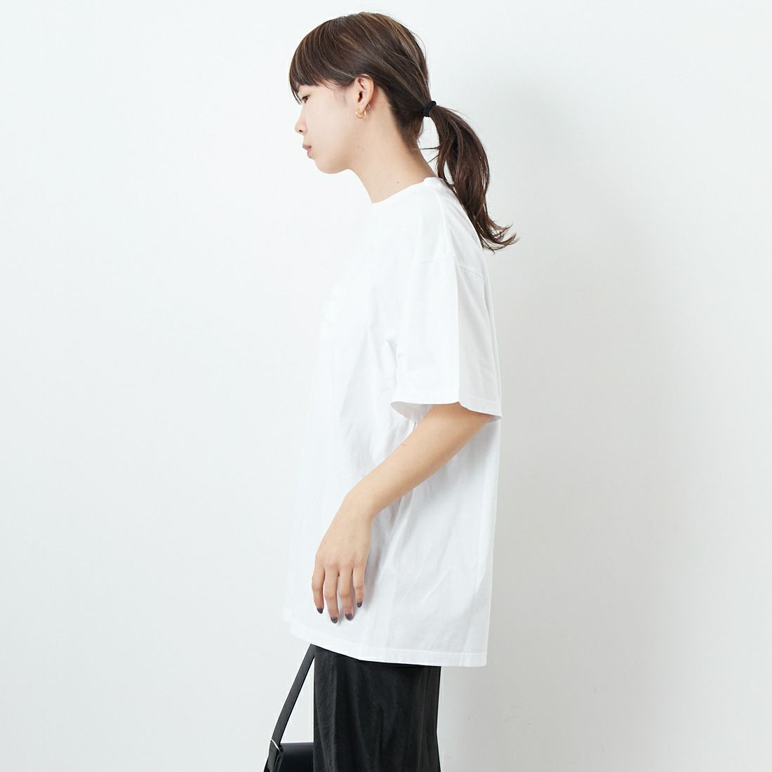 MM6 Maison Margiela [エムエムシックス メゾン マルジェラ] ナンバリングTシャツ [SH2GC0023-M20115] 100 WHITE &&モデル身長：167cm 着用サイズ：S&&