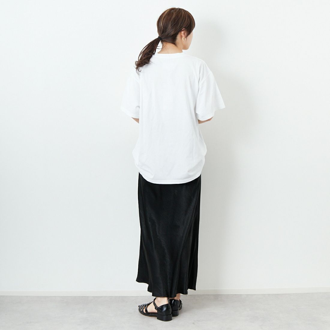 MM6 Maison Margiela [エムエムシックス メゾン マルジェラ] ナンバリングTシャツ [SH2GC0023-M20115] 100 WHITE &&モデル身長：167cm 着用サイズ：S&&